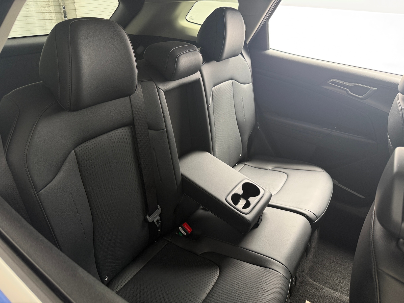 Thumbnail: 2026 Kia Sportage - 5