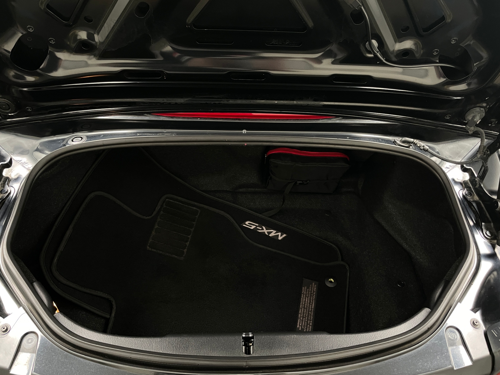 Thumbnail: 2016 Mazda MX-5 Miata - 5