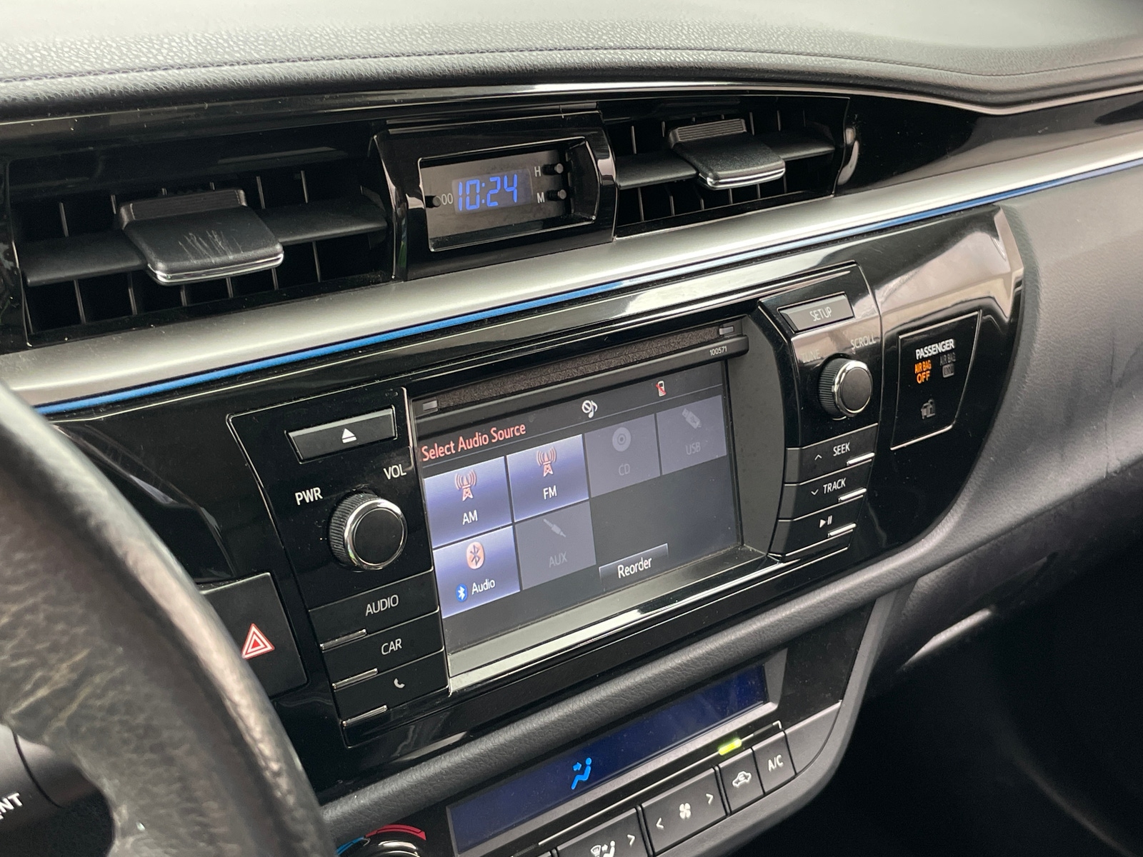 Thumbnail: 2016 Toyota Corolla - 4