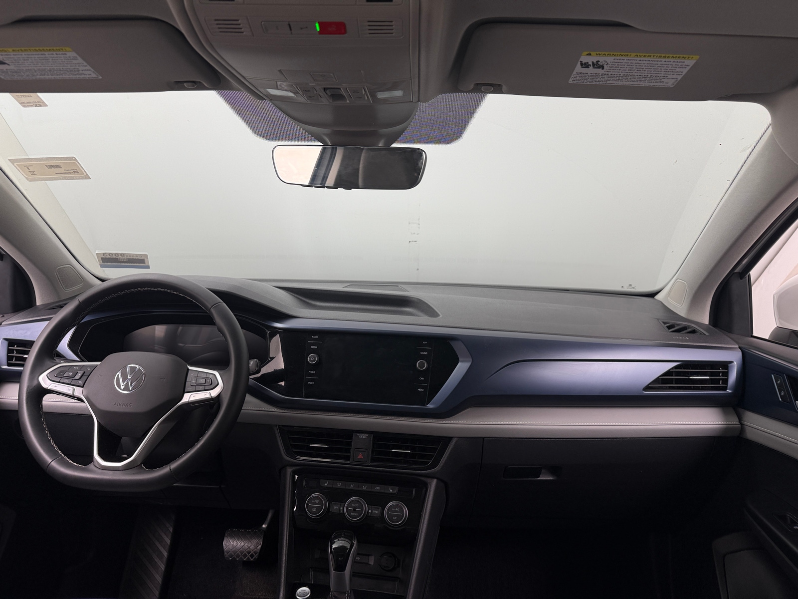 Thumbnail: 2024 Volkswagen Taos - 3