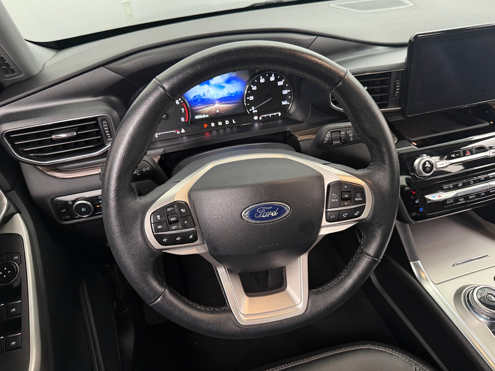 Thumbnail: 2024 Ford Explorer - 4