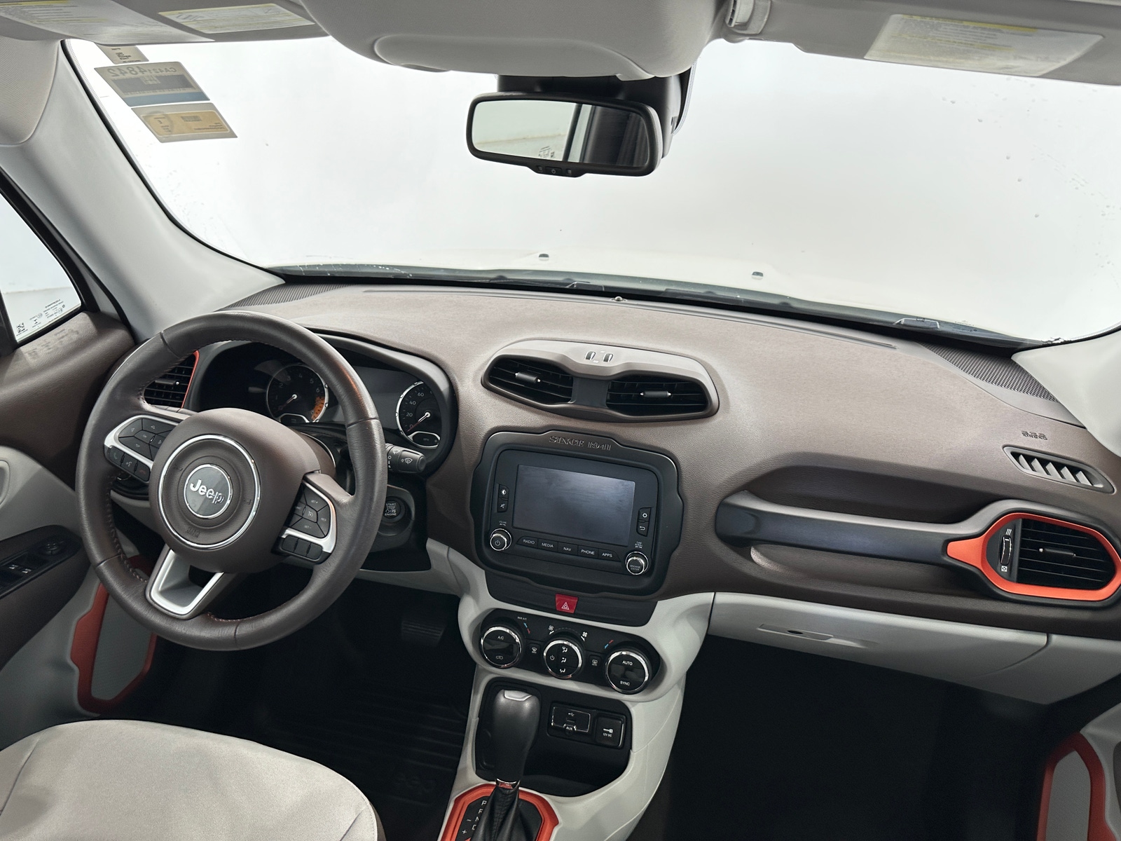 Thumbnail: 2017 Jeep Renegade - 3