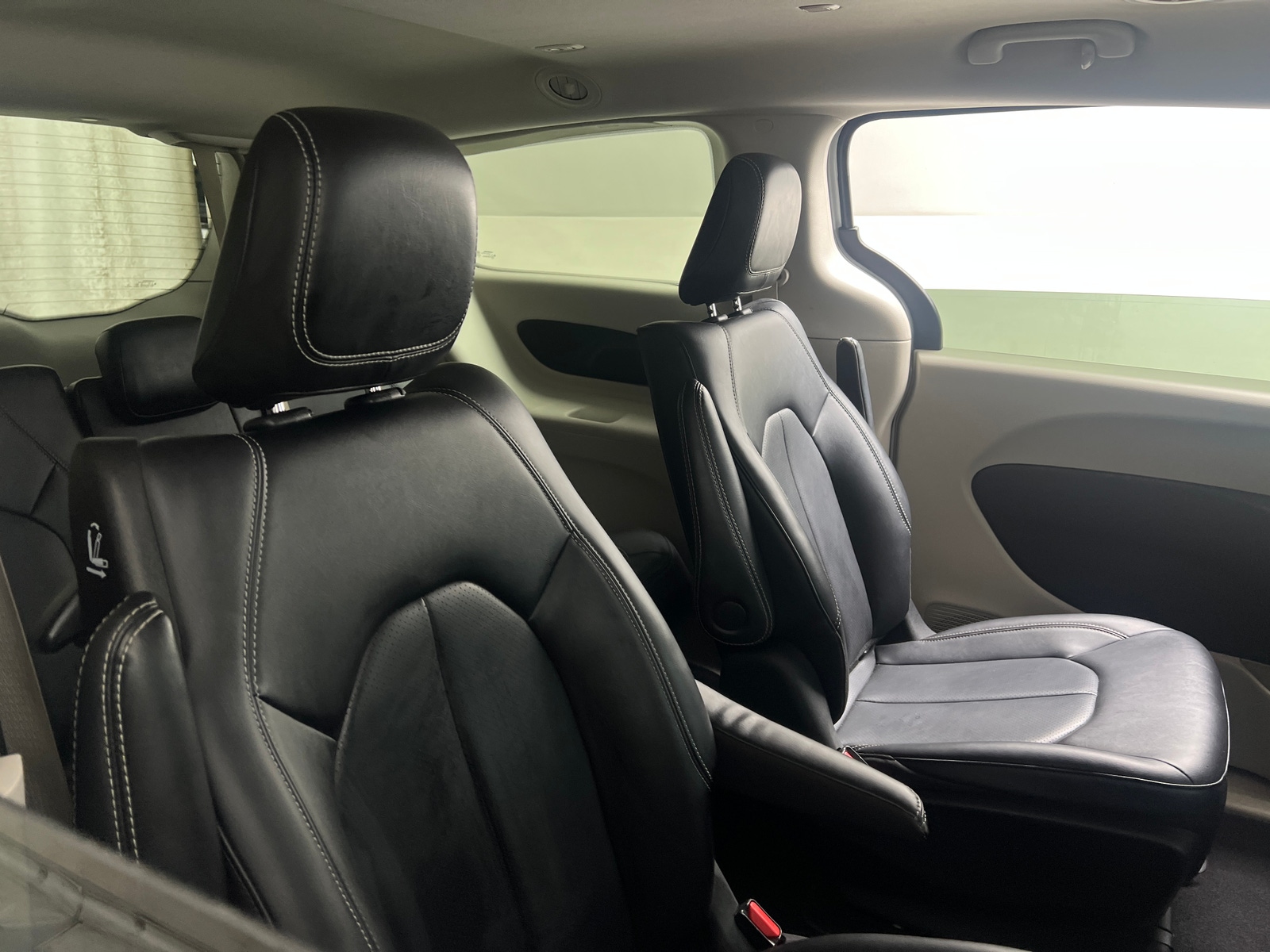 Thumbnail: 2024 Chrysler Pacifica - 5