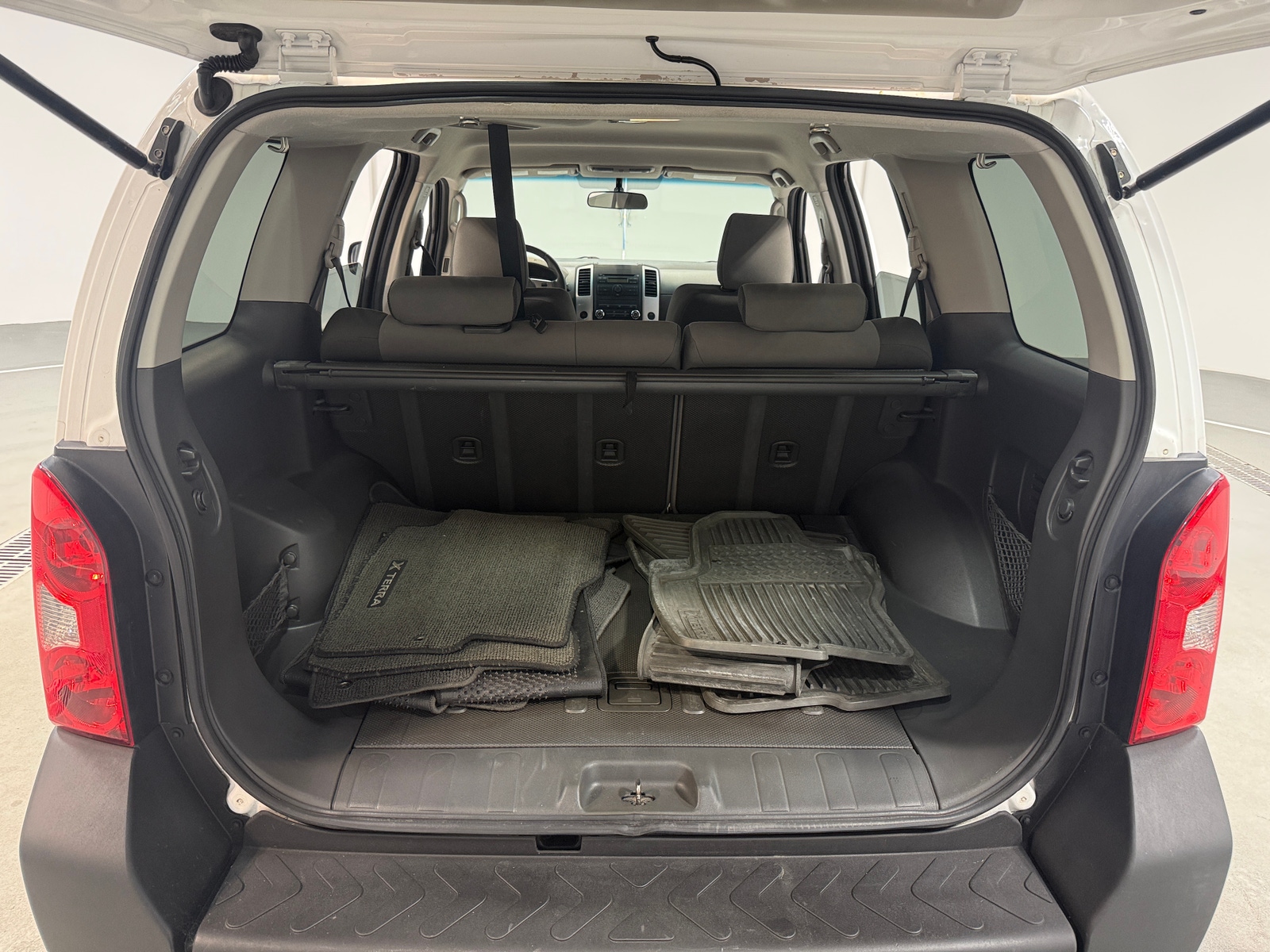 Thumbnail: 2012 Nissan Xterra - 7
