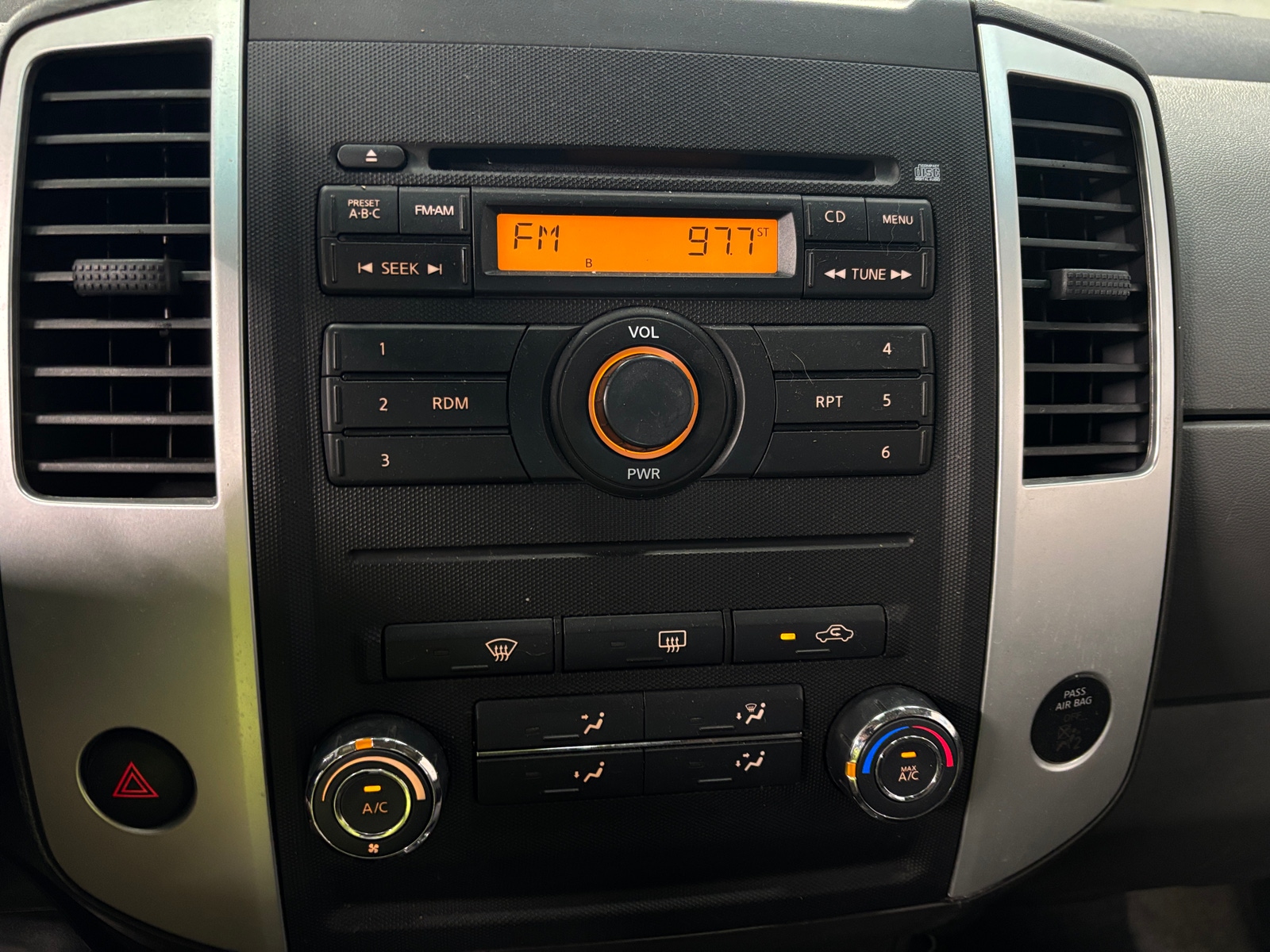 Thumbnail: 2012 Nissan Xterra - 4