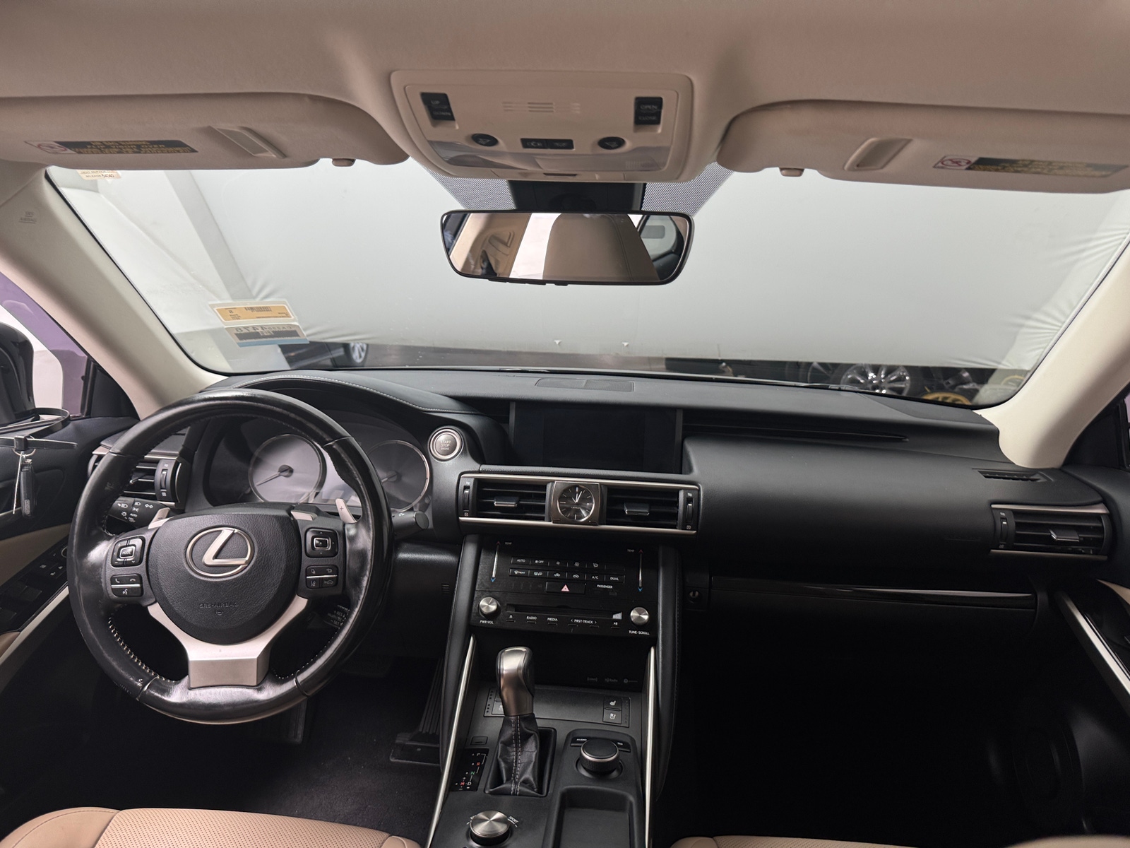 Thumbnail: 2017 Lexus IS - 2