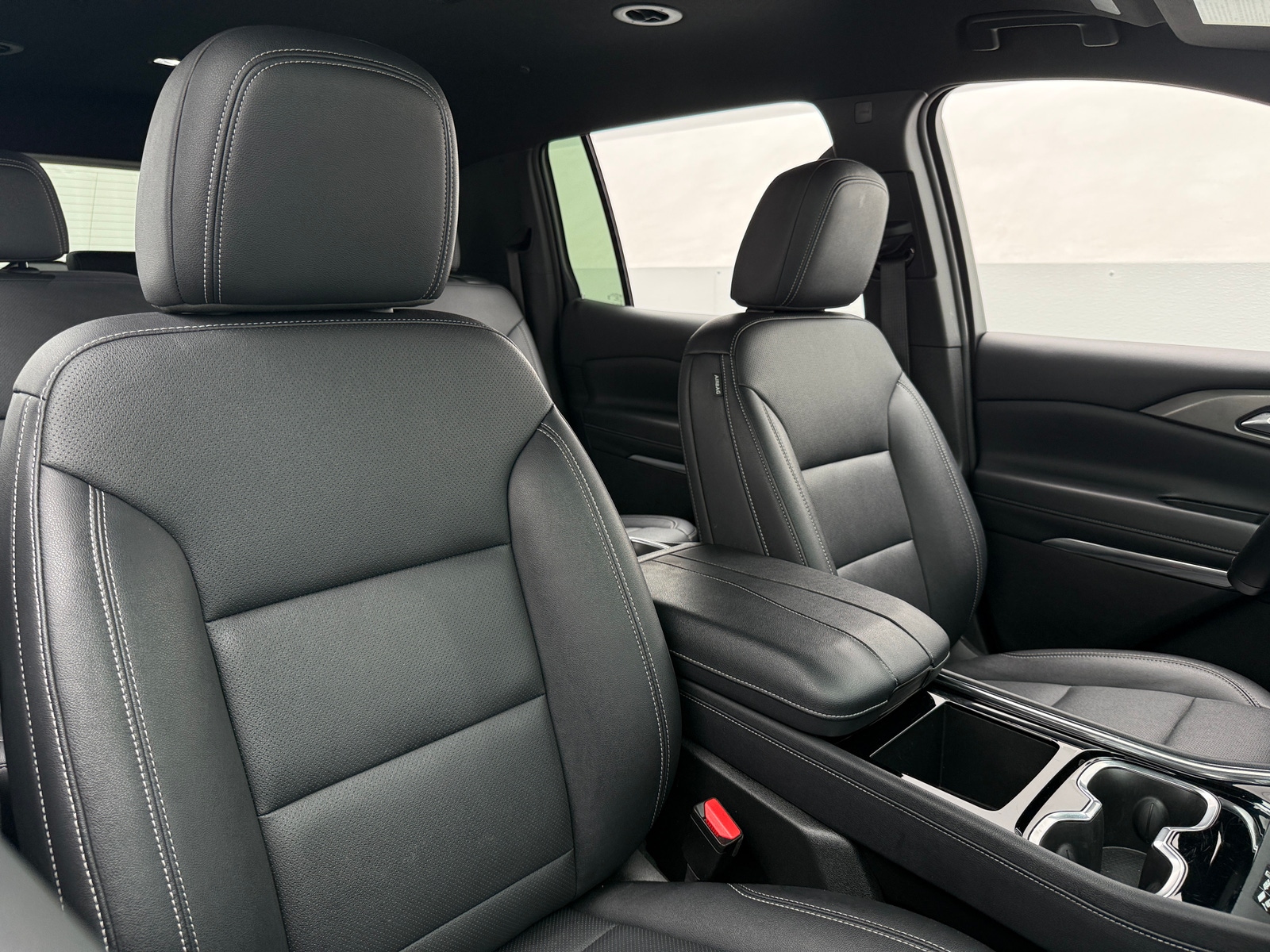 Thumbnail: 2025 Chevrolet Traverse - 2
