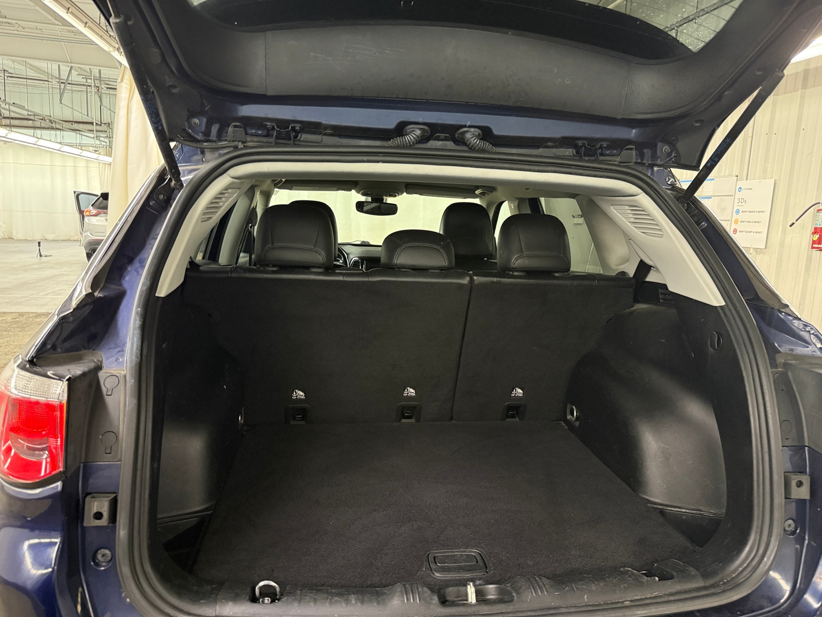 Thumbnail: 2019 Jeep Compass - 6