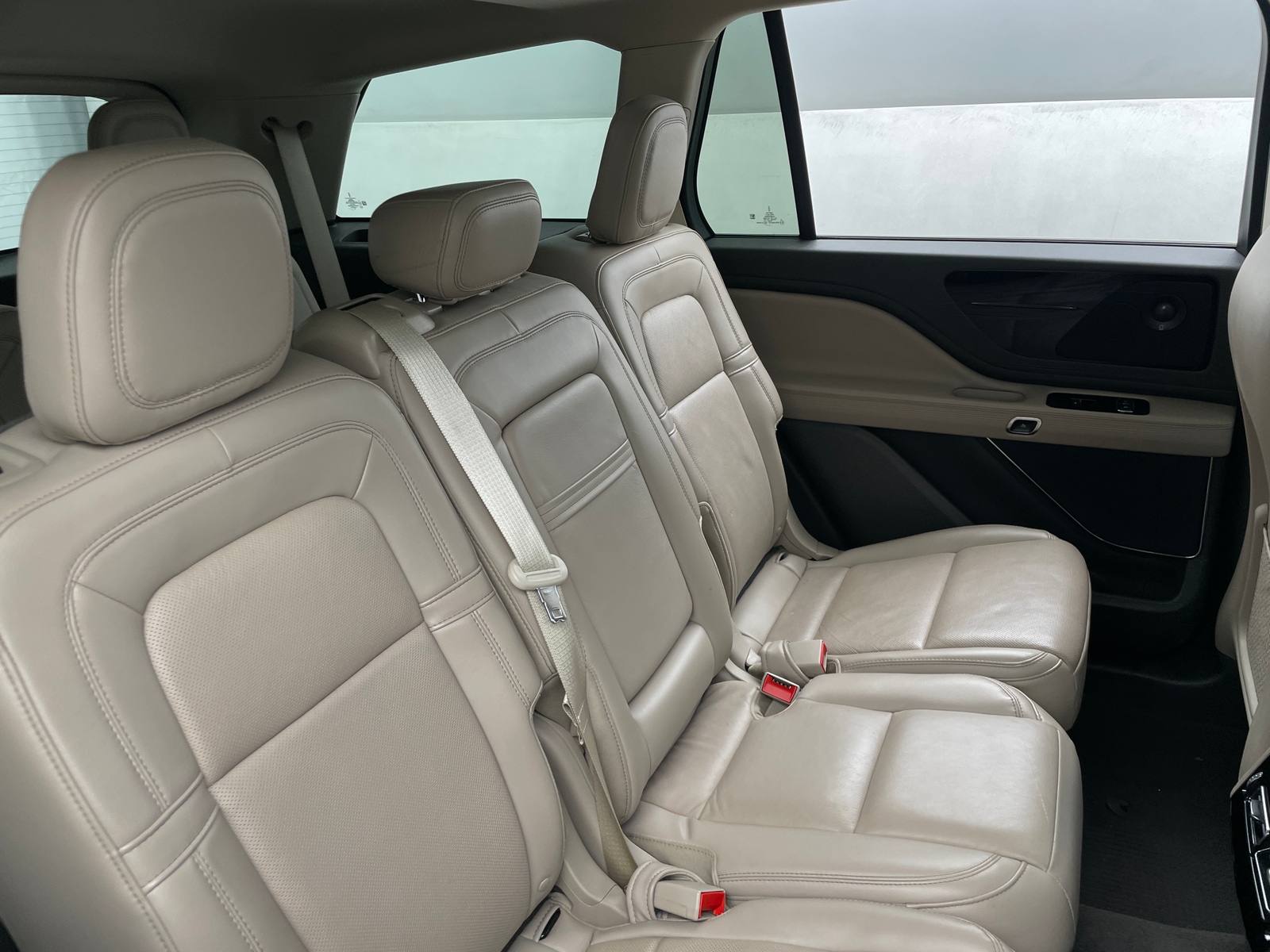 Thumbnail: 2023 Lincoln Aviator - 5