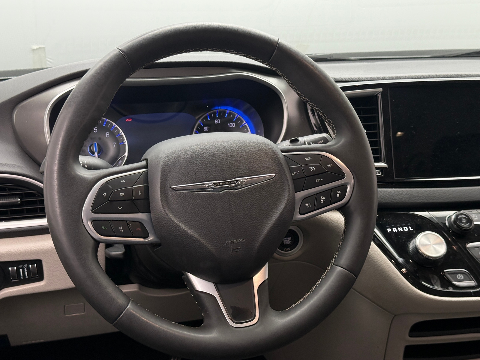 Thumbnail: 2024 Chrysler Pacifica - 4