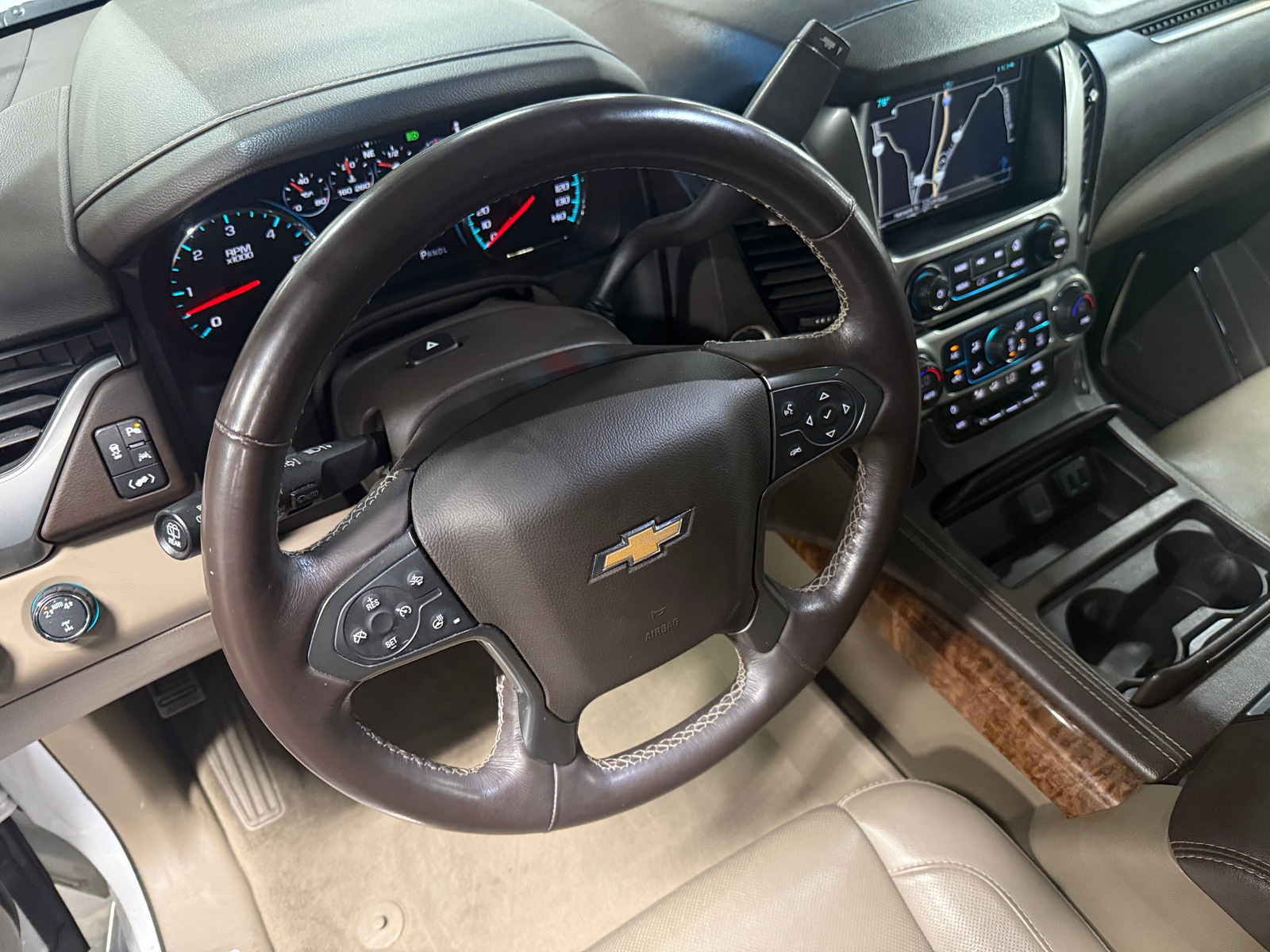 Thumbnail: 2020 Chevrolet Tahoe - 4