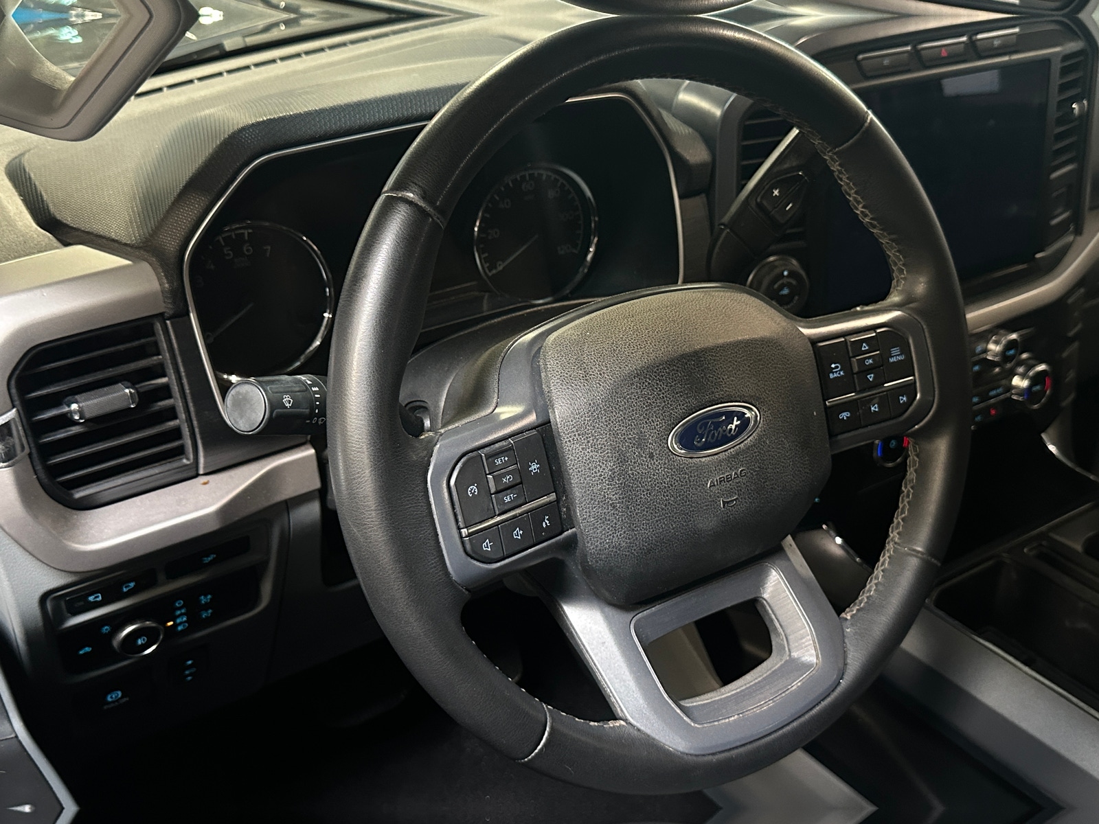 Thumbnail: 2023 Ford Econoline - 5