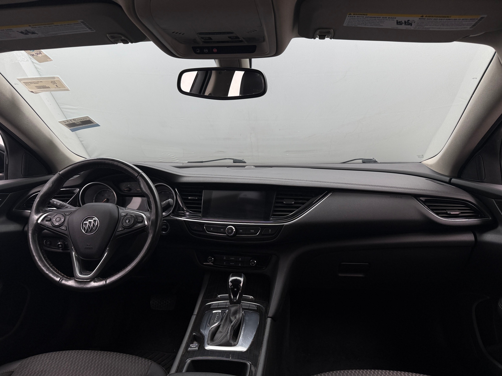 Thumbnail: 2018 Buick Regal - 3