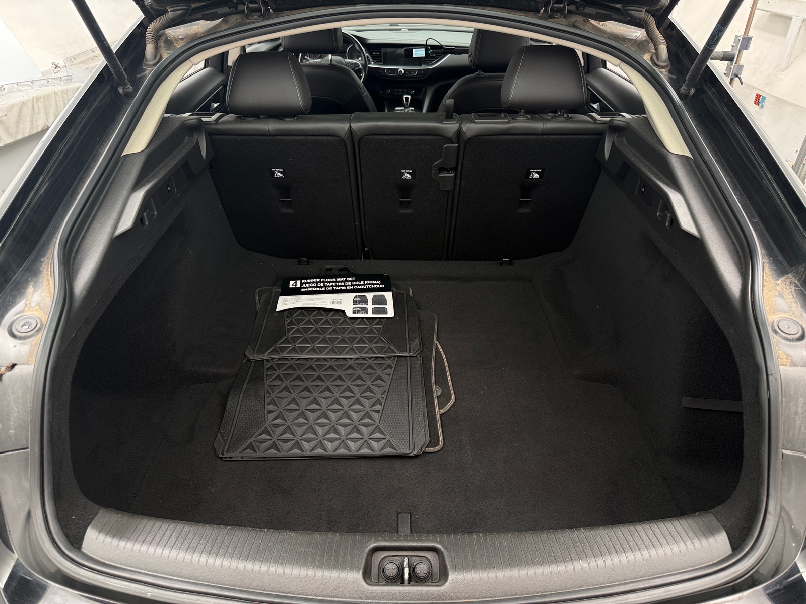 Thumbnail: 2018 Buick Regal - 7