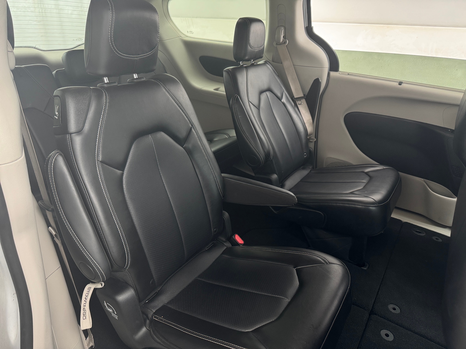 Thumbnail: 2024 Chrysler Pacifica - 5