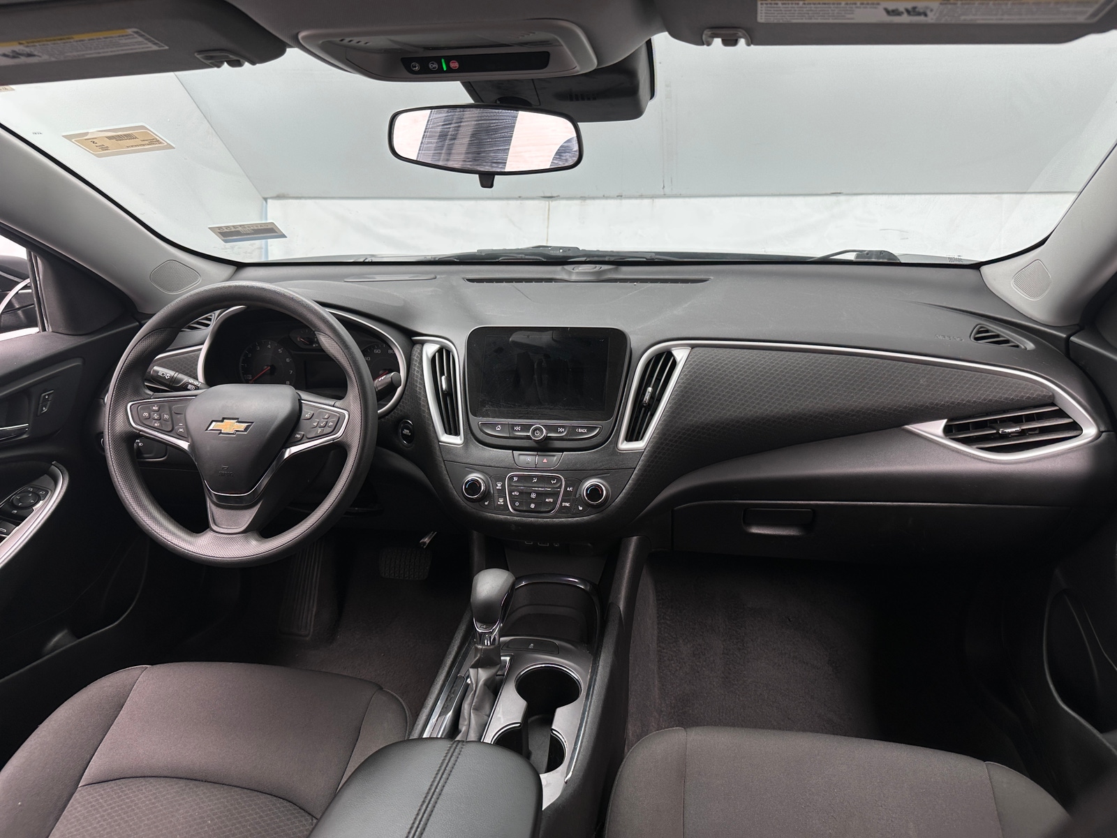 Thumbnail: 2023 Chevrolet Malibu - 3