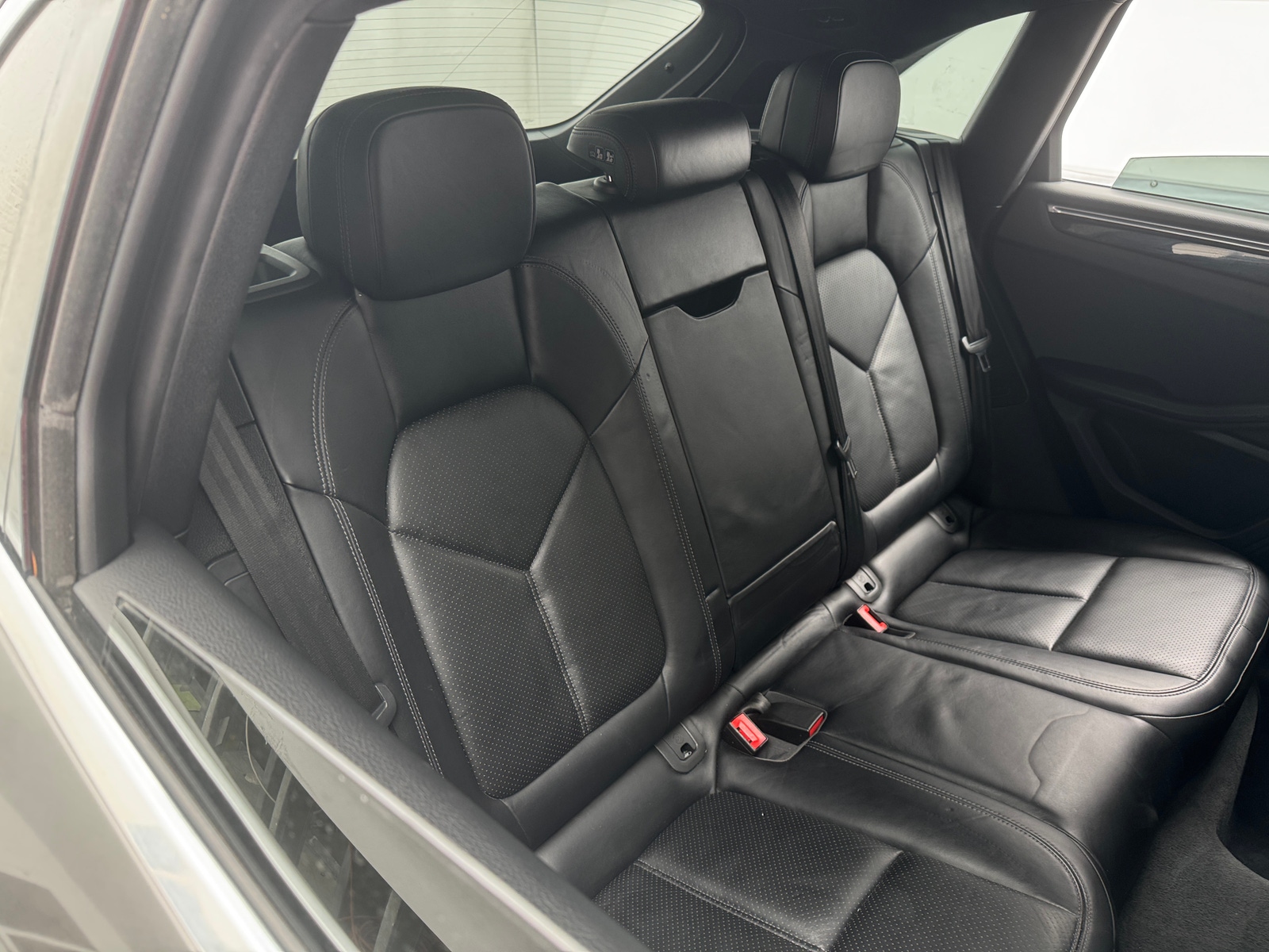 Thumbnail: 2017 Porsche Macan - 5