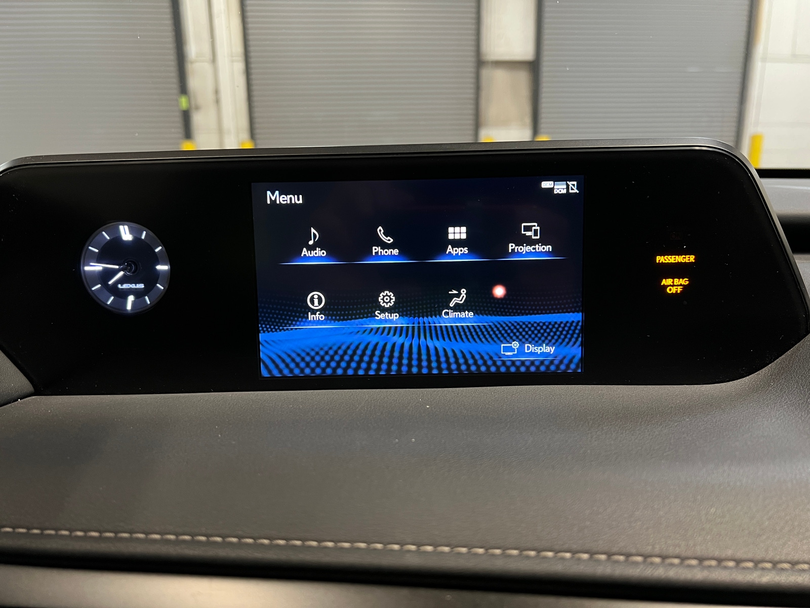 Thumbnail: 2022 Lexus UX - 3