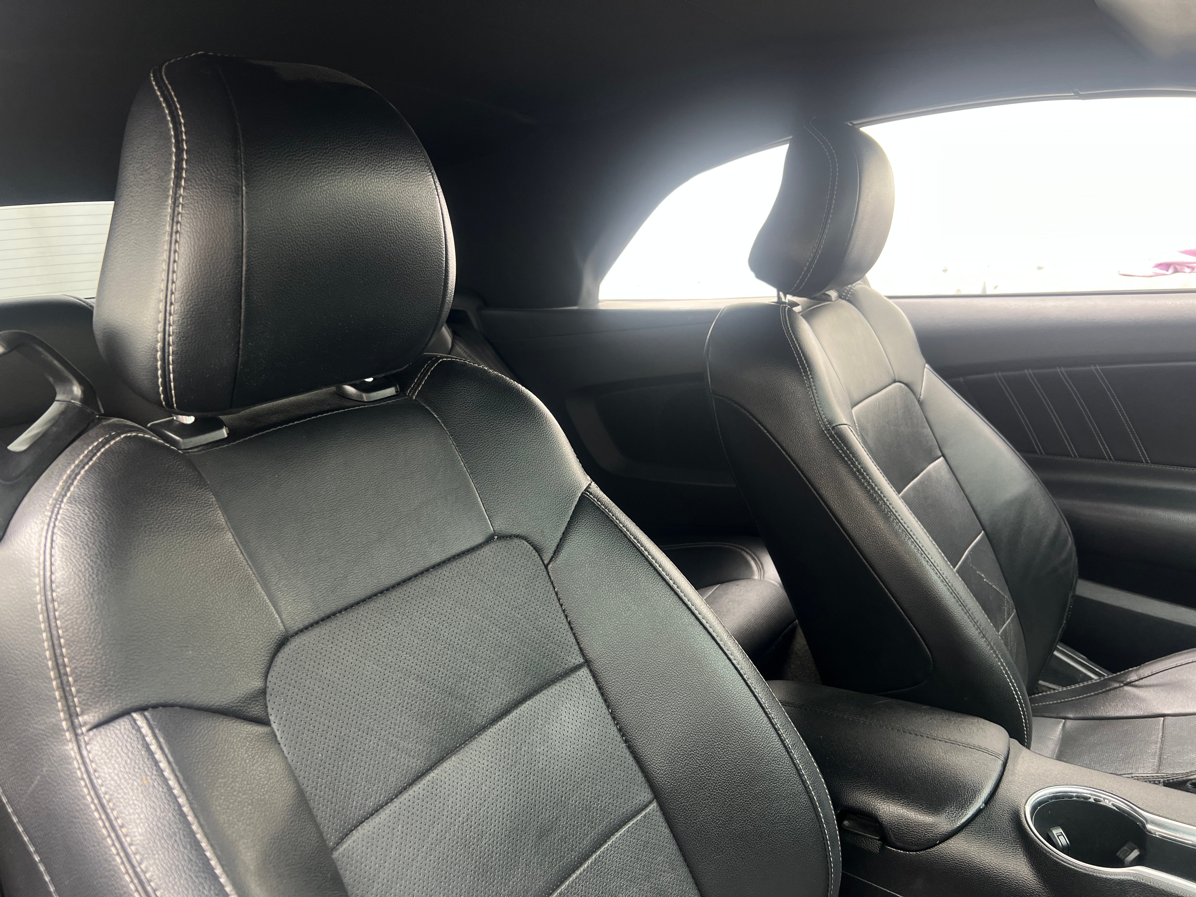 2018 Ford Mustang EcoBoost Premium - Photo 3