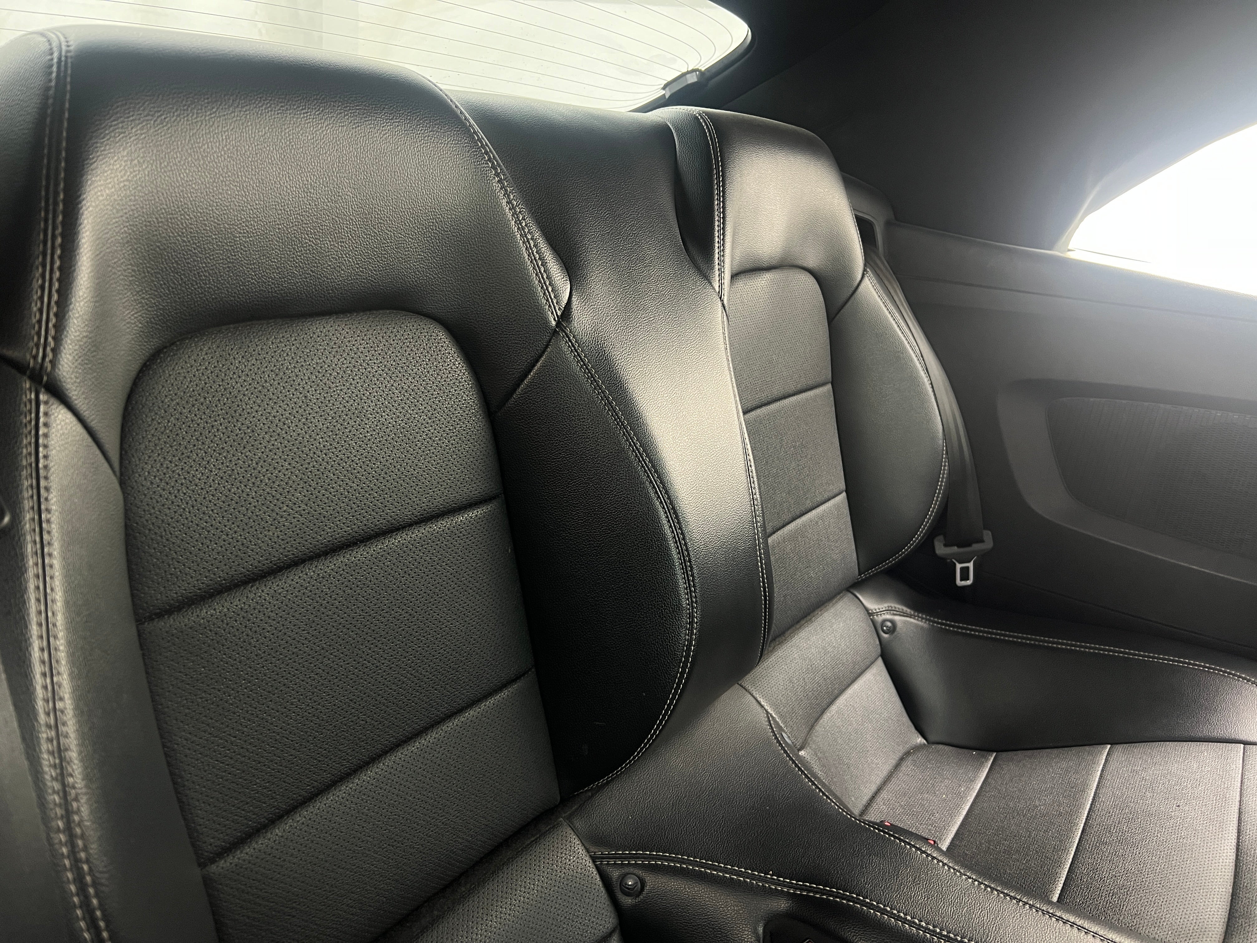 2018 Ford Mustang EcoBoost Premium - Photo 4