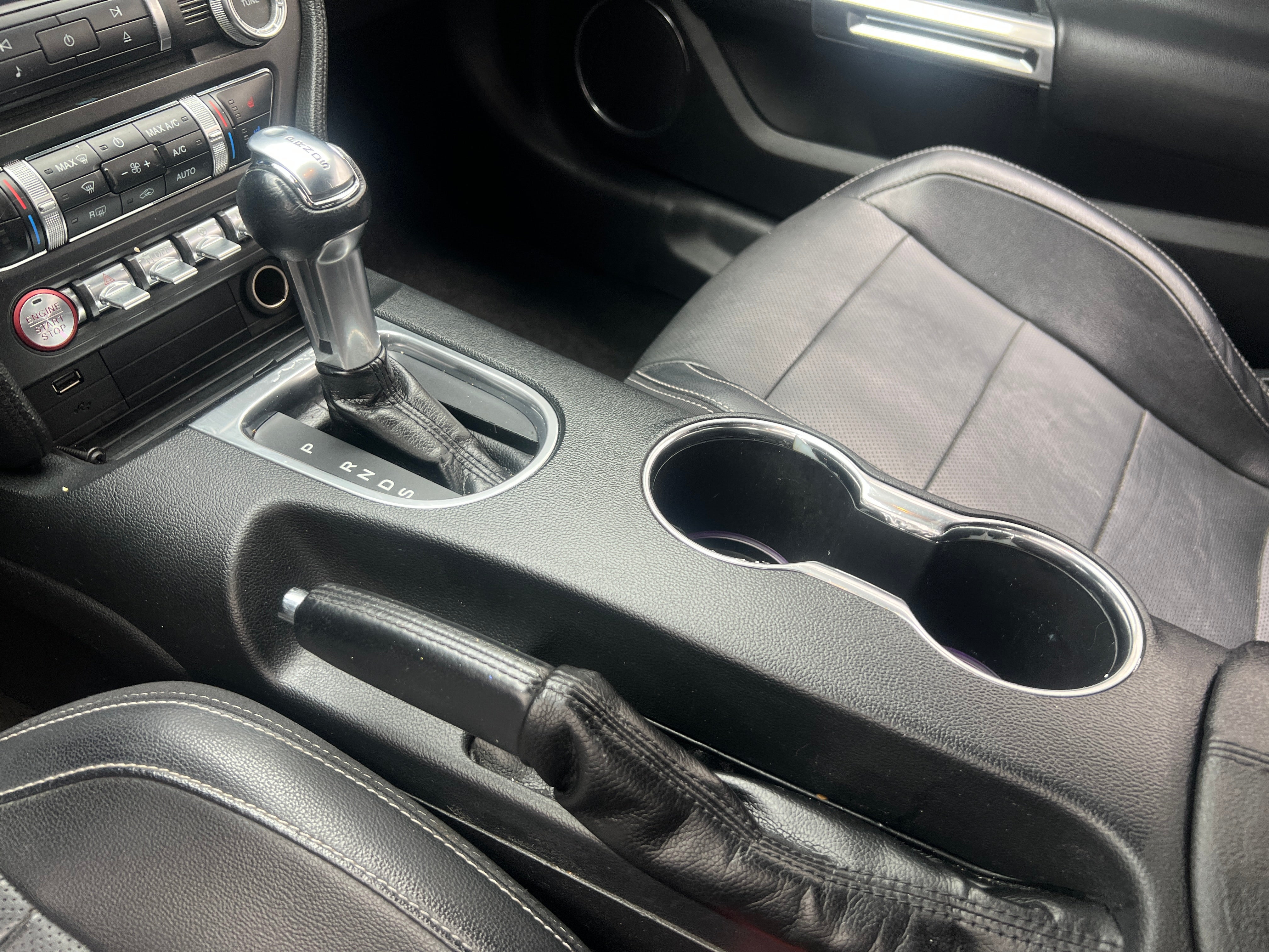 2018 Ford Mustang EcoBoost Premium - Photo 9