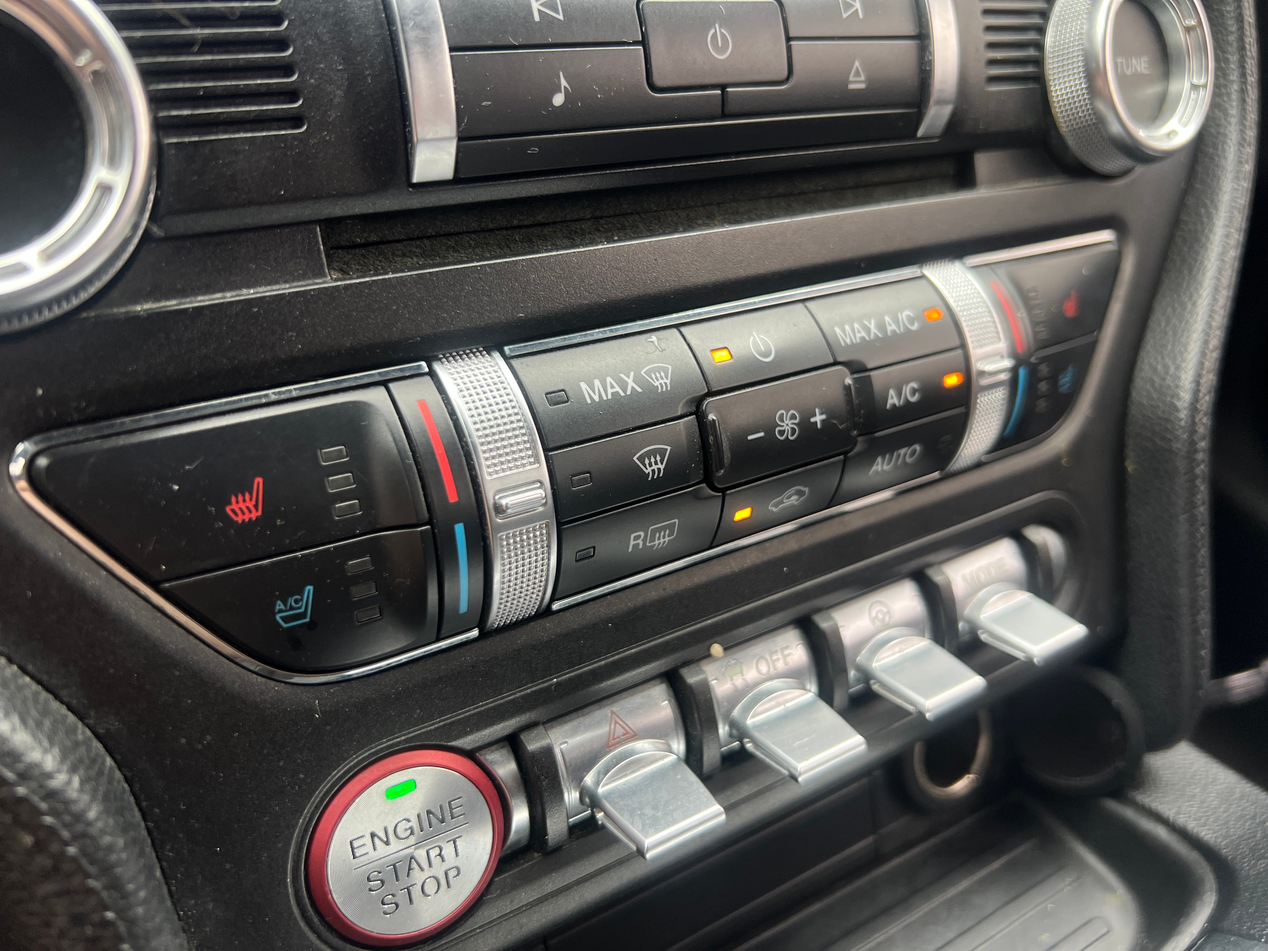 2018 Ford Mustang EcoBoost Premium - Photo 14