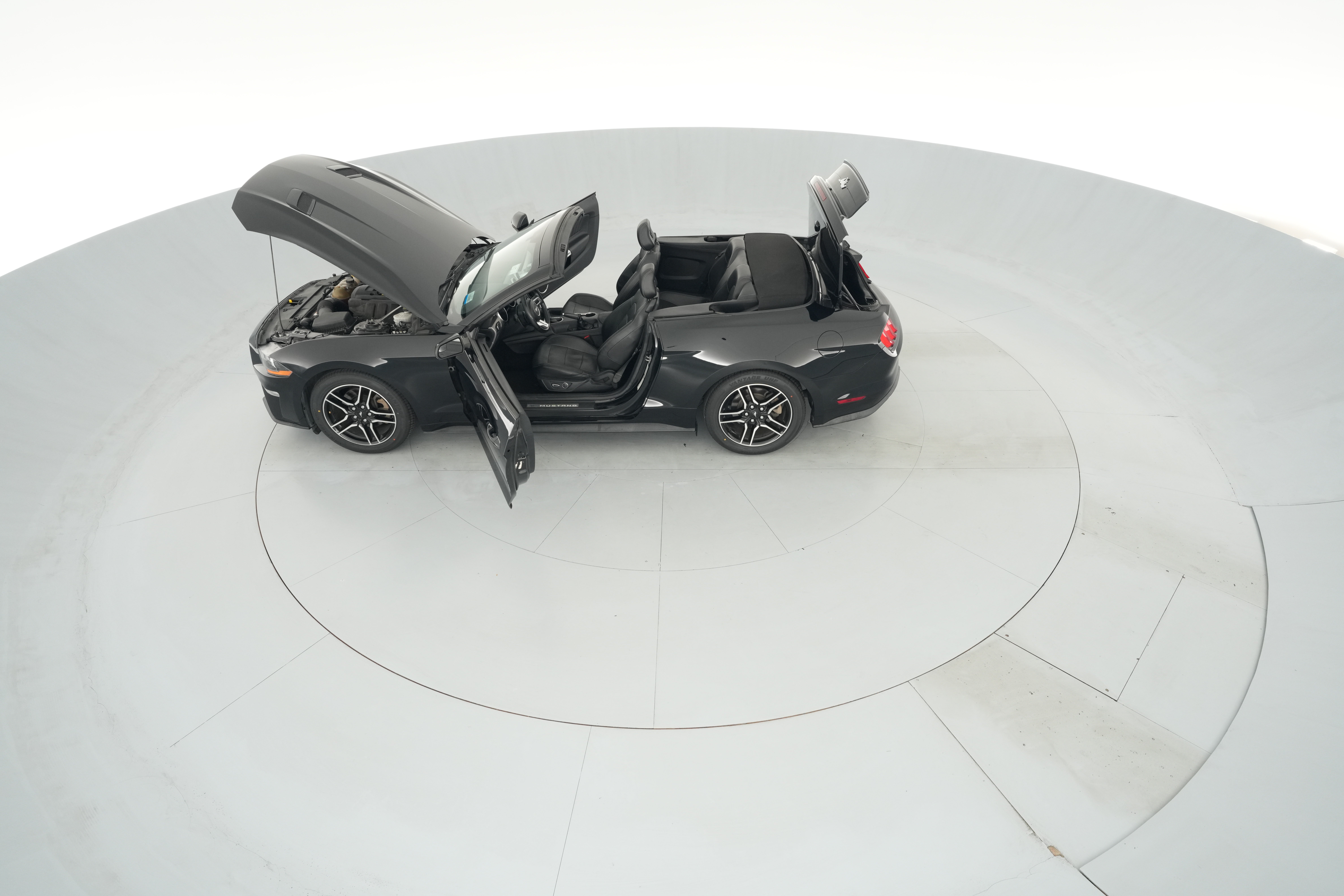 2018 Ford Mustang EcoBoost Premium - Photo 42