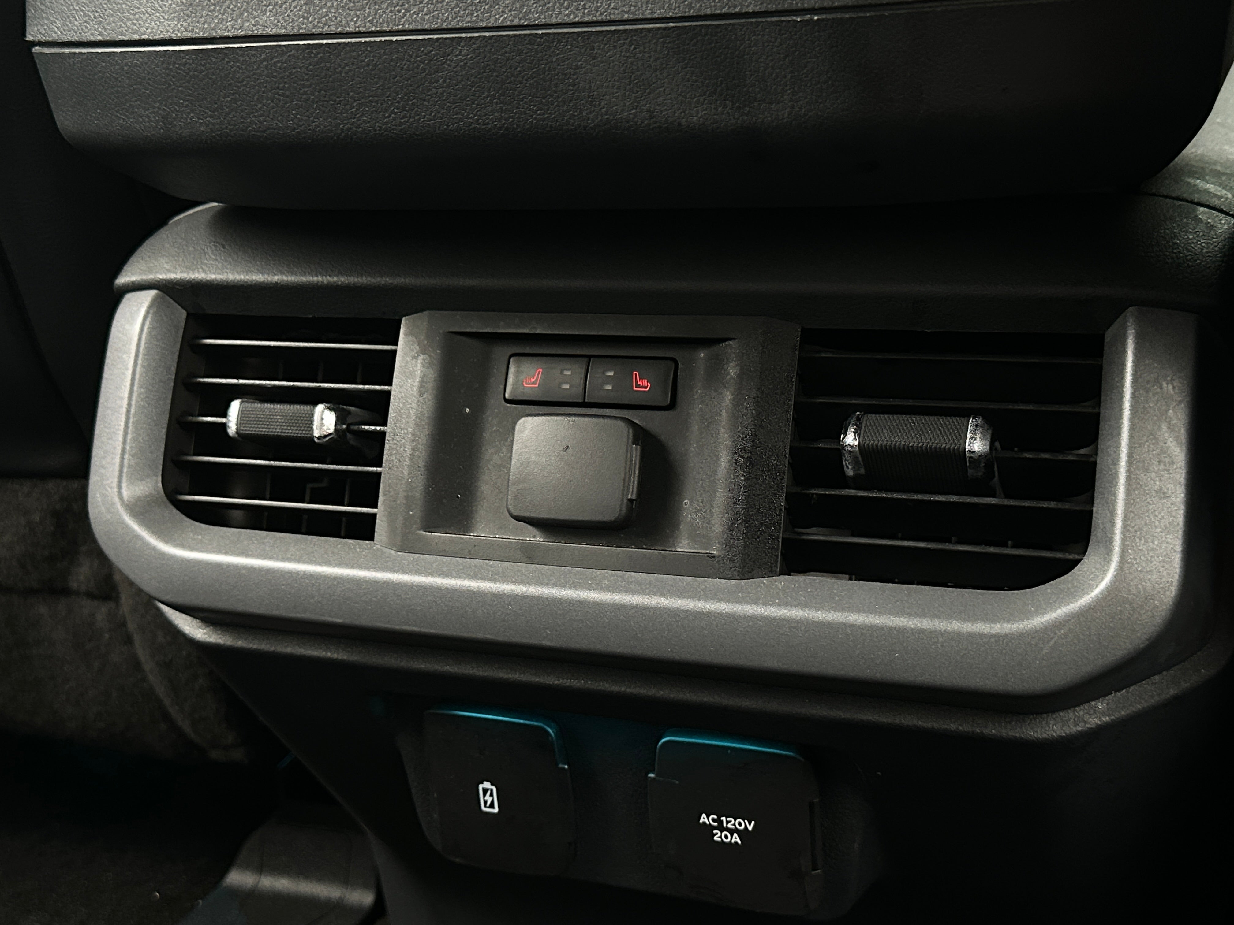Used 2023 Ford F-150 Lightning Lariat with VIN 1FTVW1EV8PWG07009 for sale in Auburn, WA