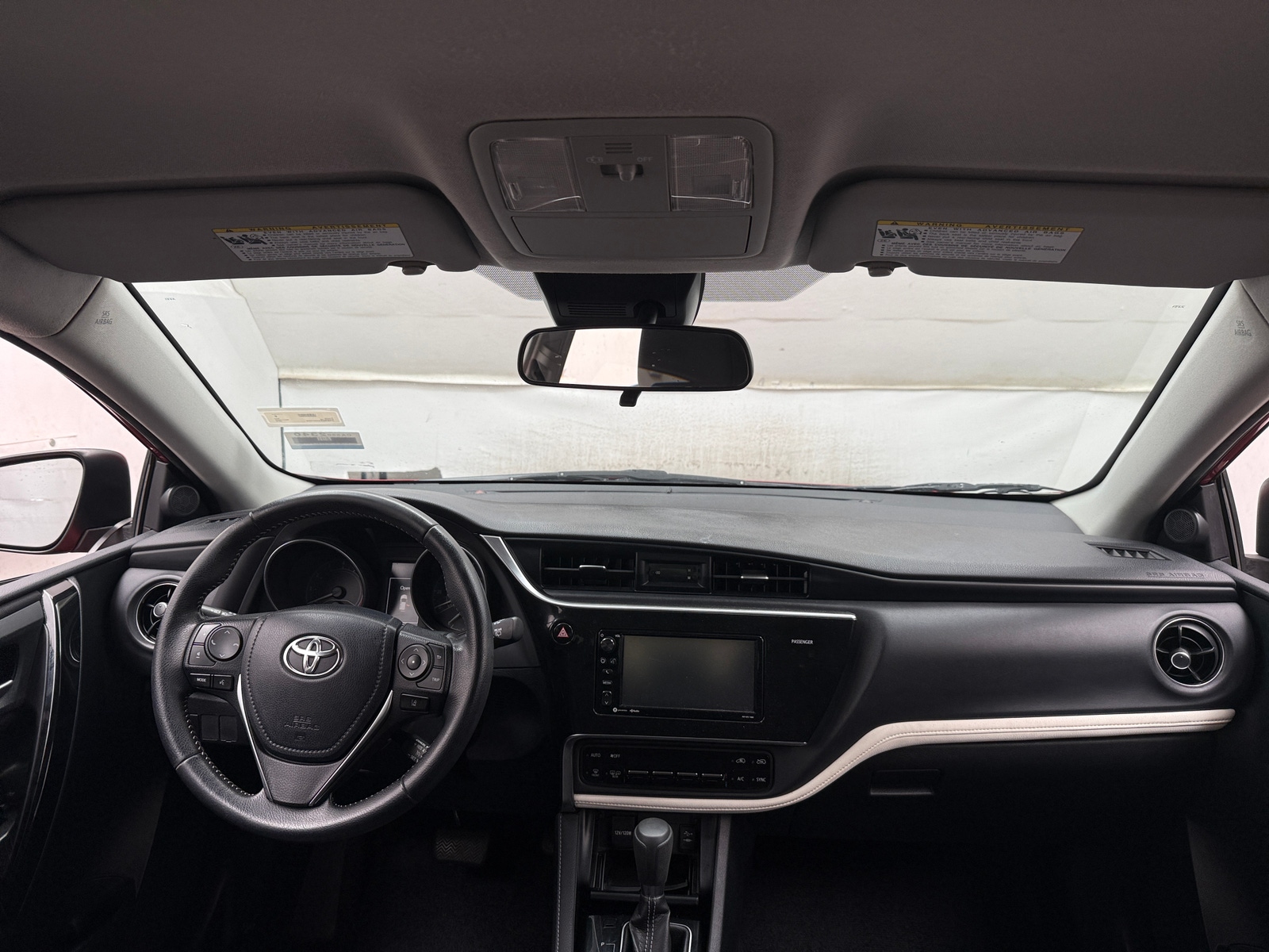Thumbnail: 2018 Toyota Corolla iM - 3