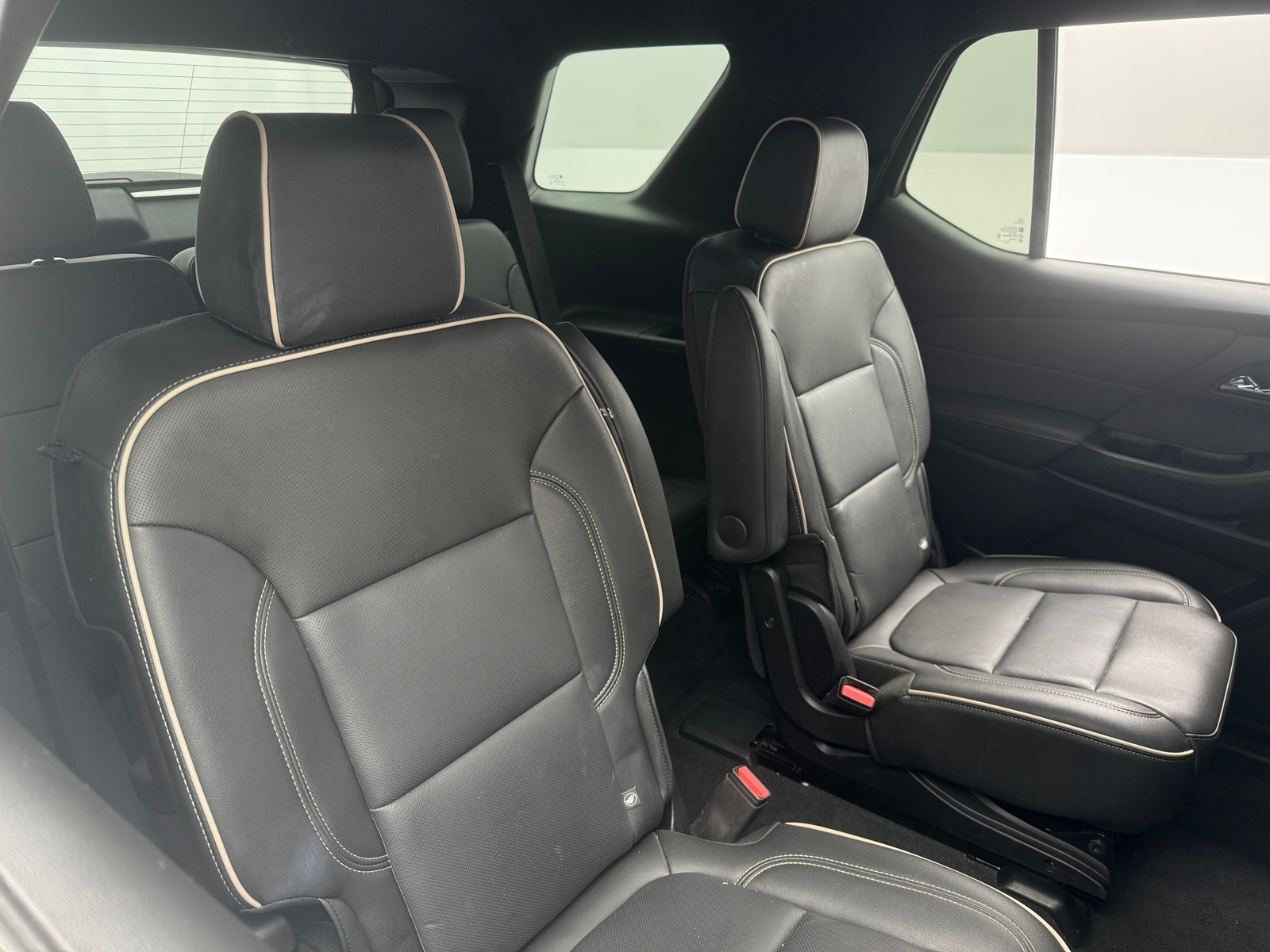 Thumbnail: 2023 Chevrolet Traverse - 5