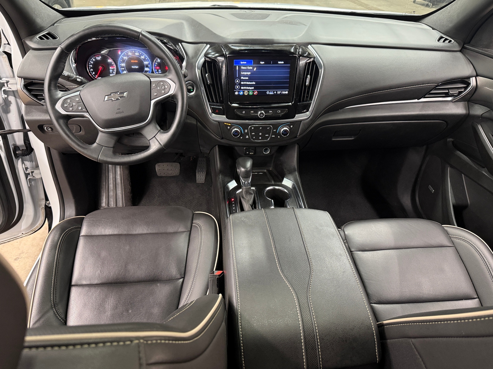 Thumbnail: 2023 Chevrolet Traverse - 2