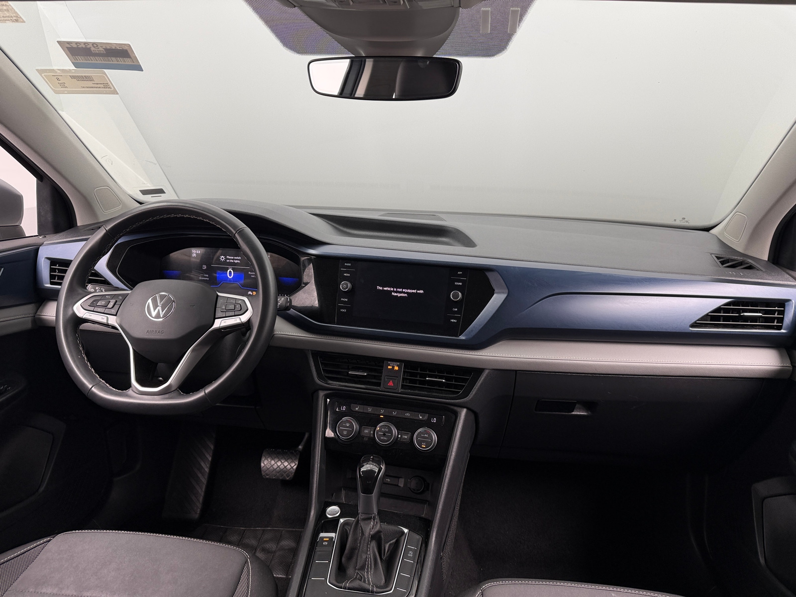 Thumbnail: 2024 Volkswagen Taos - 3