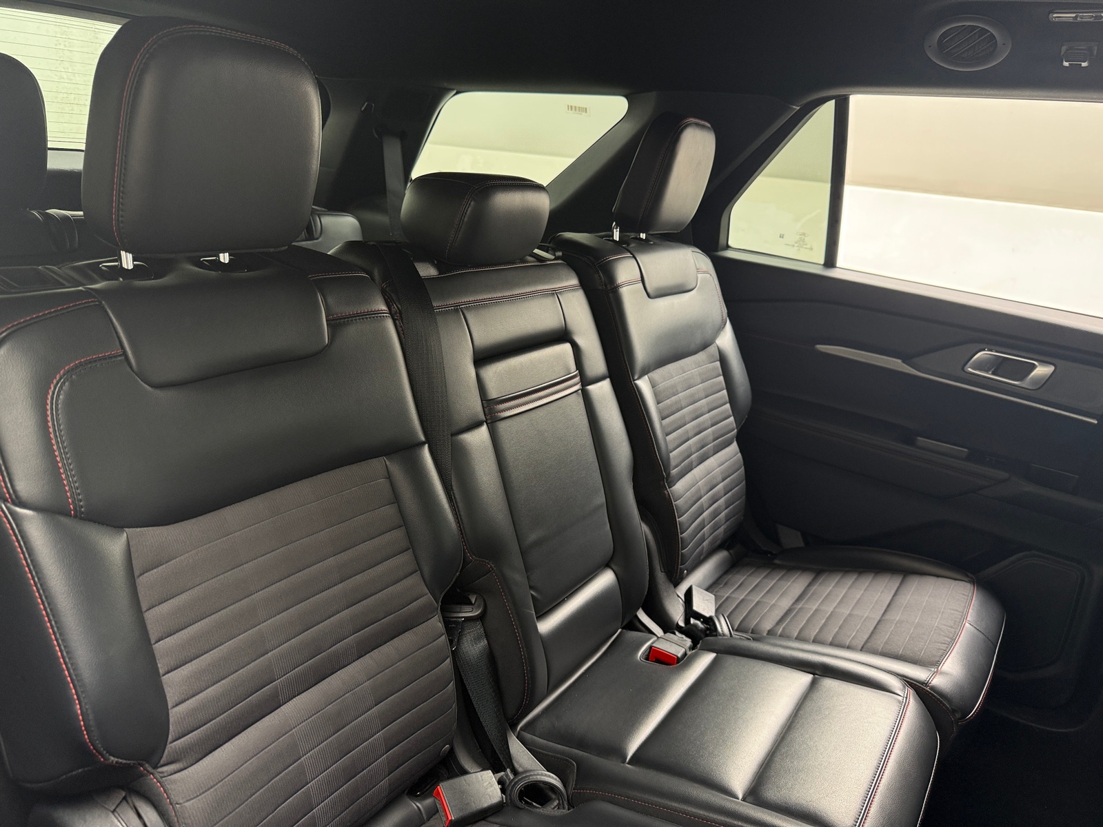 Thumbnail: 2025 Ford Explorer - 5