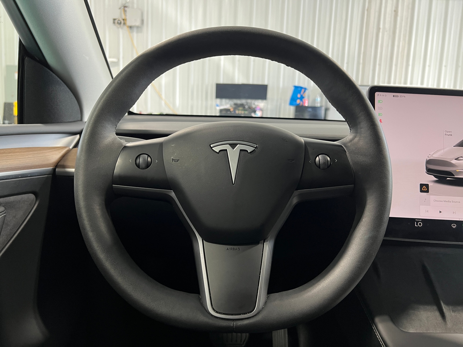 Thumbnail: 2023 Tesla Model Y - 3