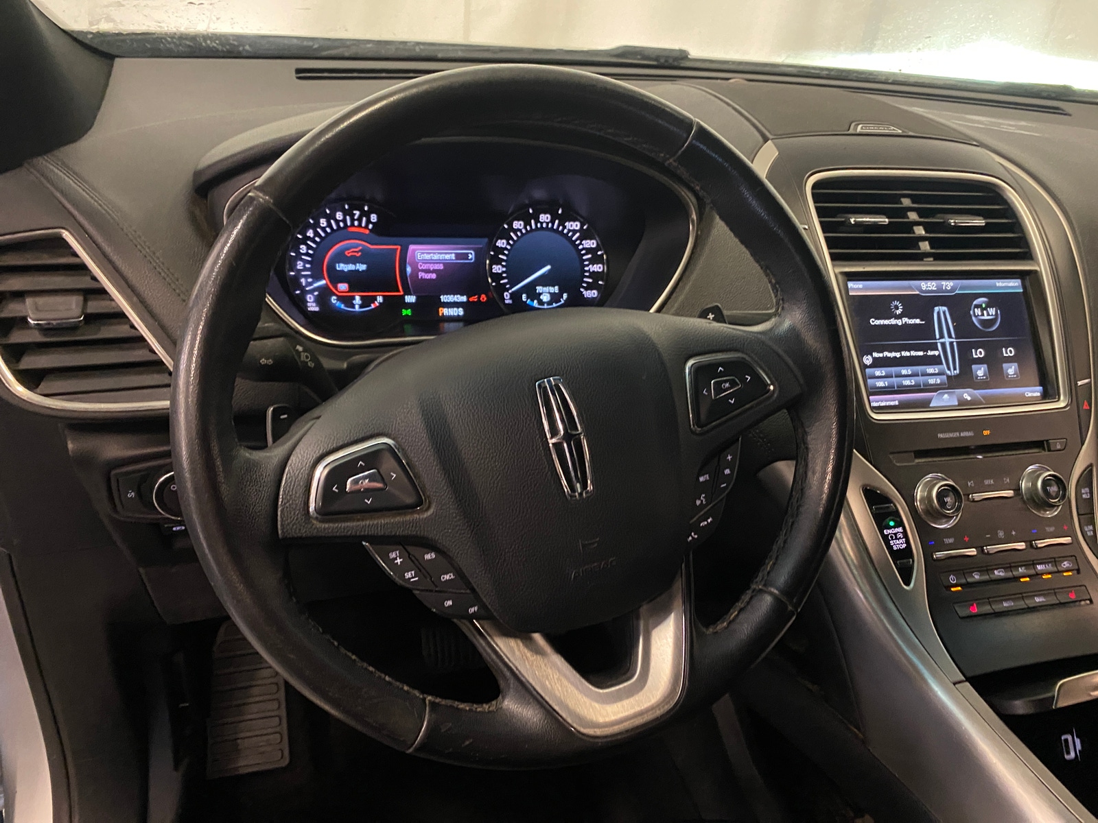 Thumbnail: 2016 Lincoln MKX - 4