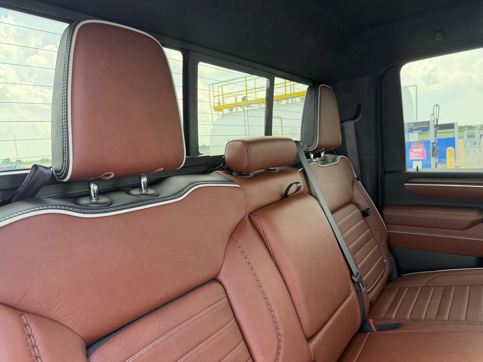 Thumbnail: 2024 GMC Sierra 2500 - 5