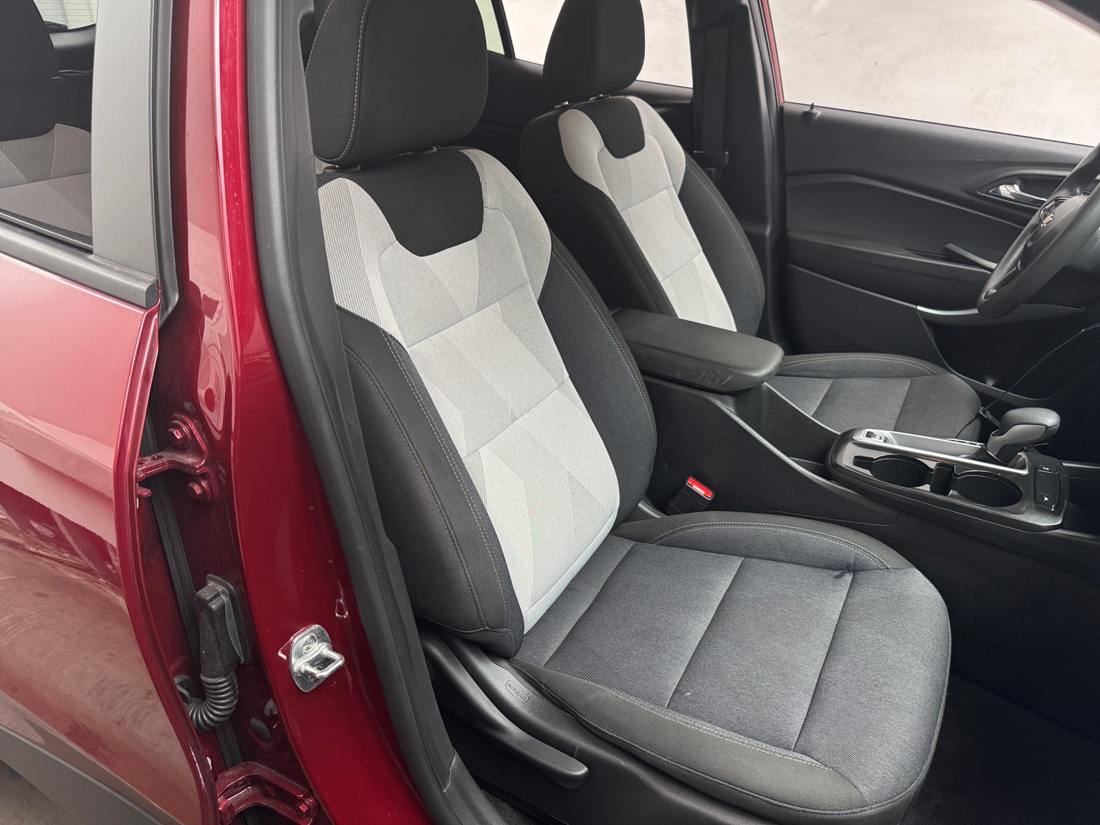 Thumbnail: 2025 Chevrolet Trax - 2