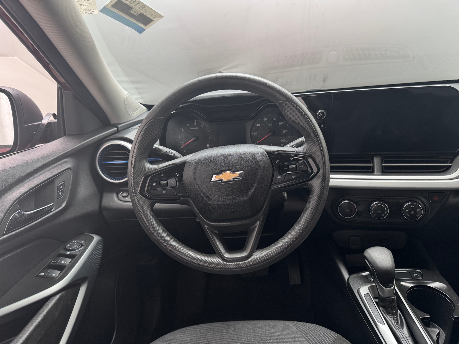 Thumbnail: 2025 Chevrolet Trax - 3