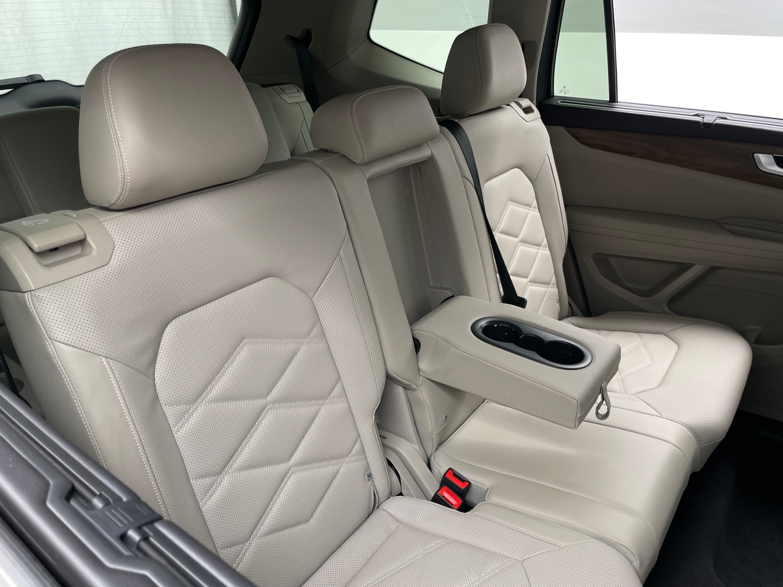 Thumbnail: 2026 Volkswagen Atlas - 5