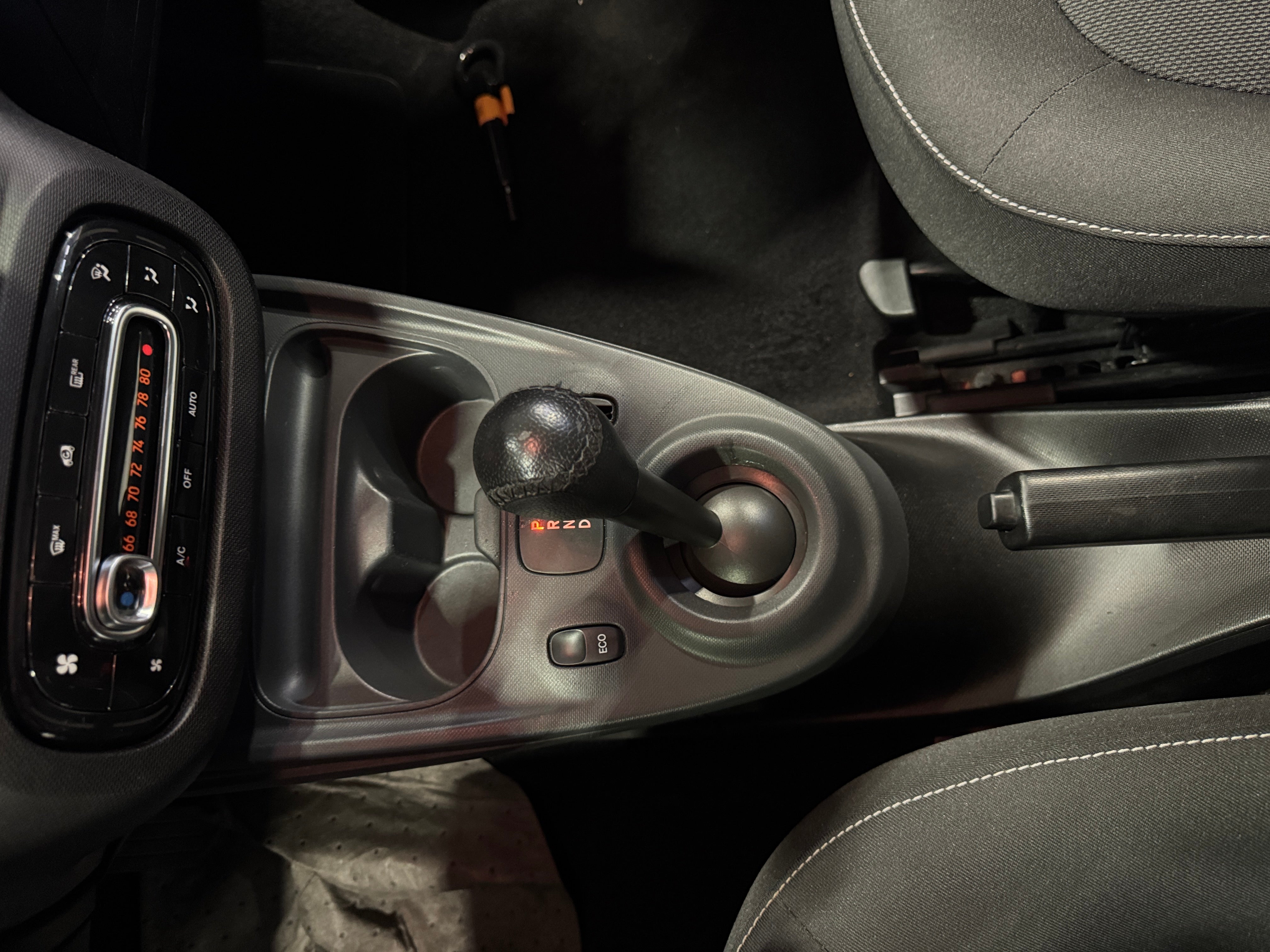 Used 2019 smart fortwo passion with VIN WMEFJ9BA6KK403099 for sale in Auburn, WA