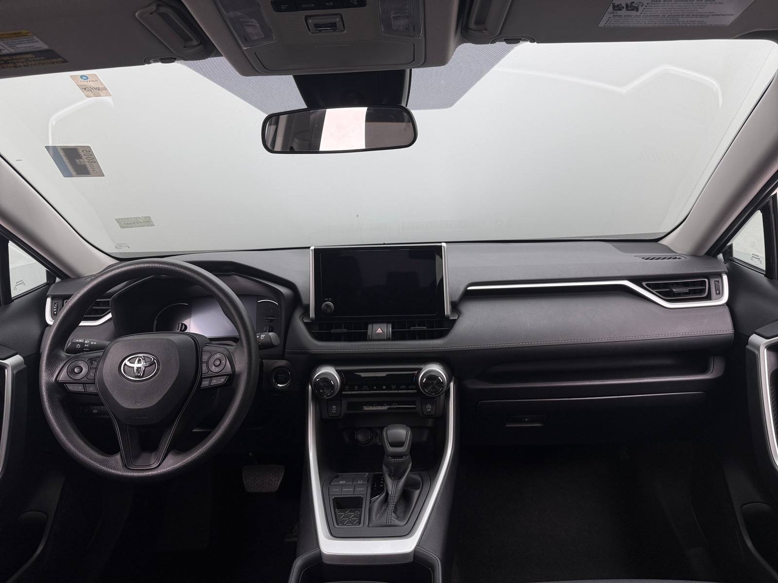 Thumbnail: 2025 Toyota RAV4 - 3