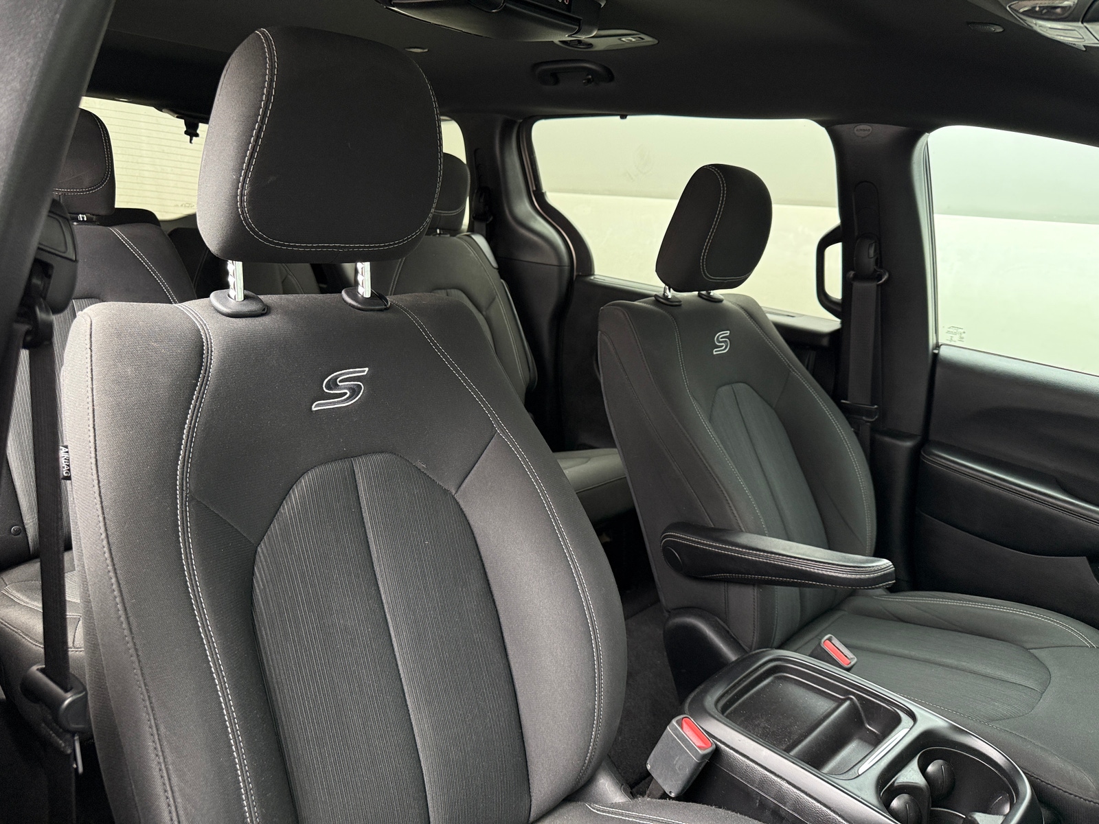 Thumbnail: 2018 Chrysler Pacifica - 2