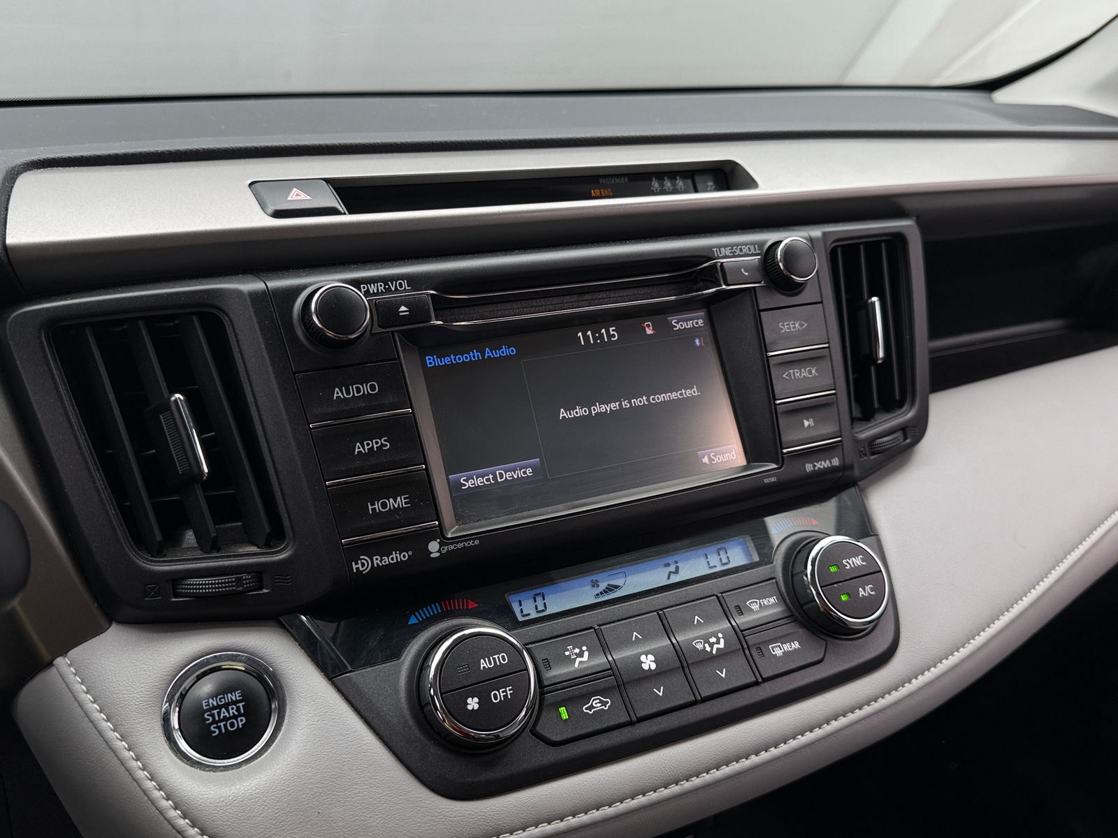 Thumbnail: 2018 Toyota RAV4 - 4