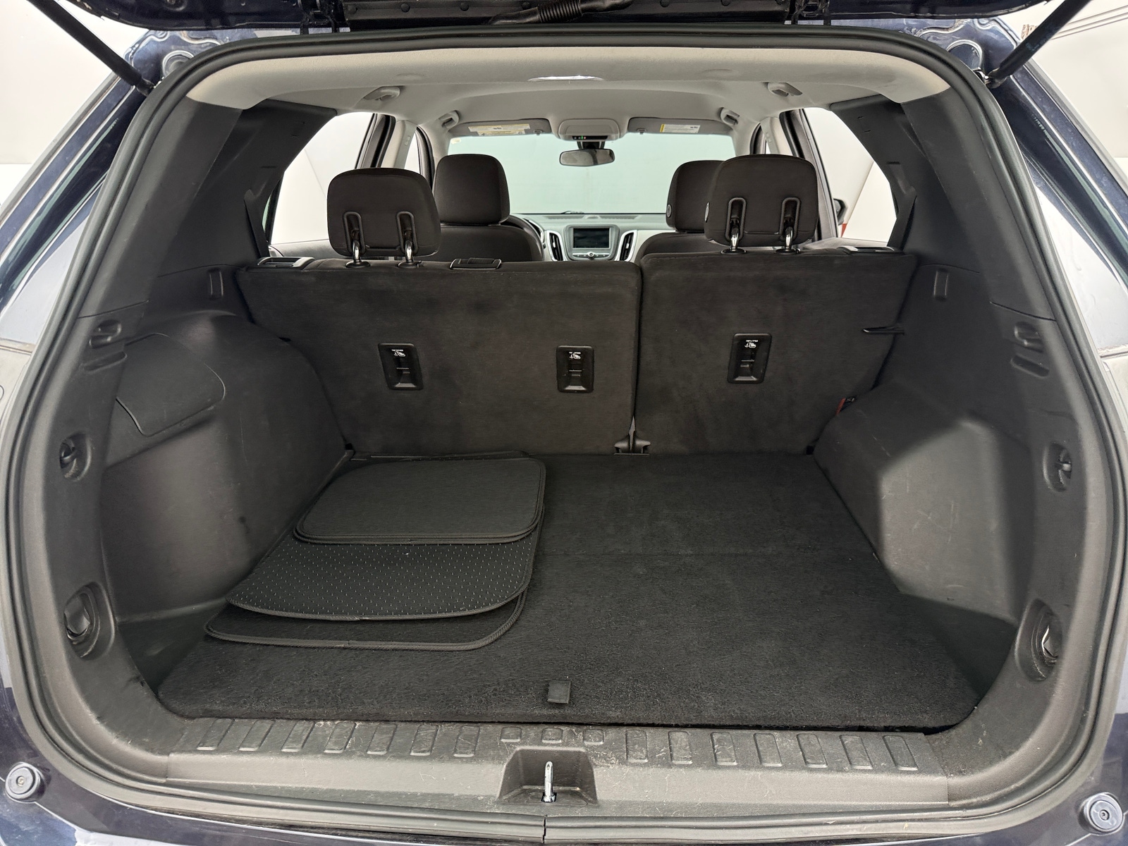 Thumbnail: 2019 Chevrolet Equinox - 7