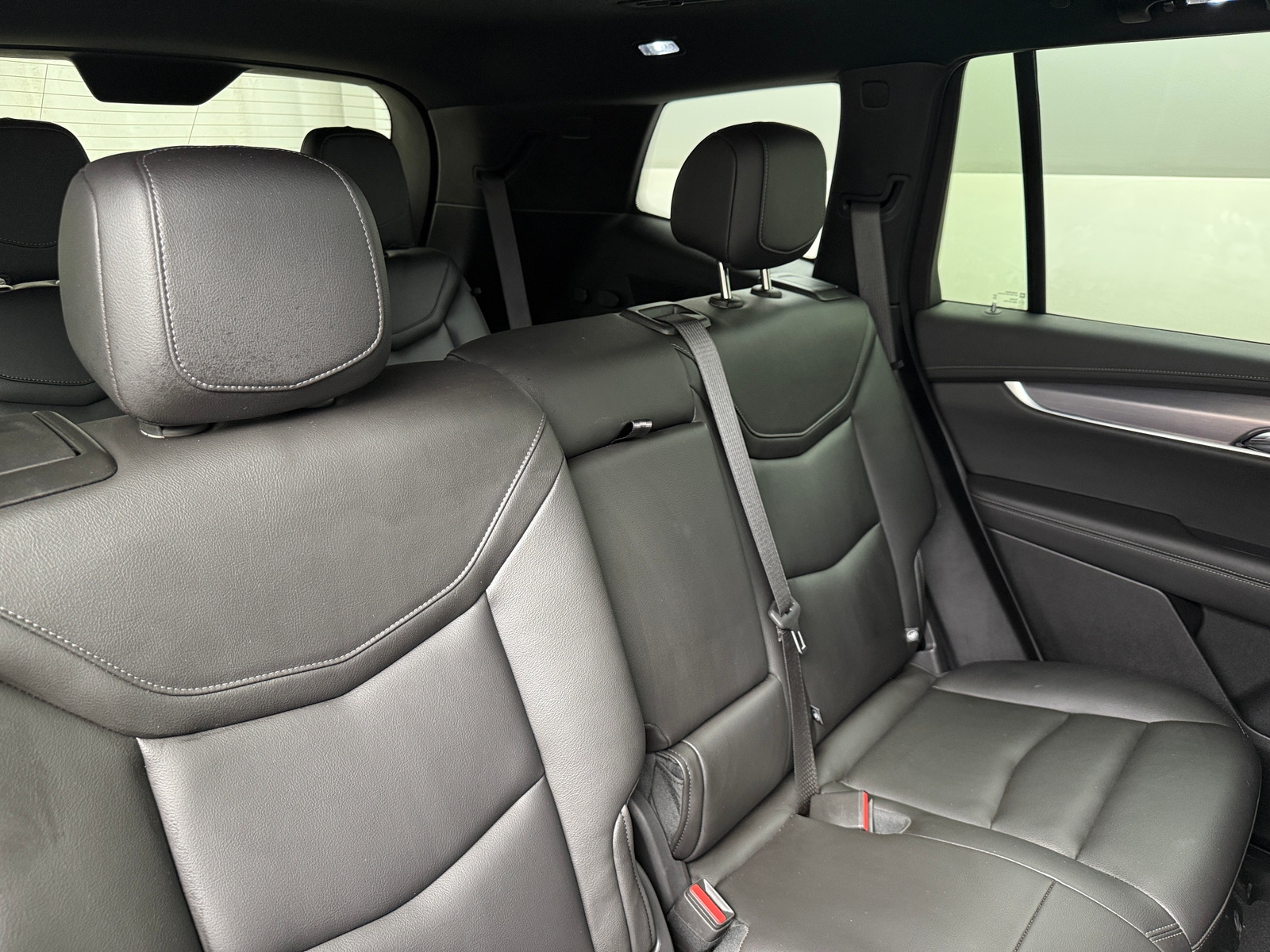 Thumbnail: 2025 Cadillac XT6 - 5