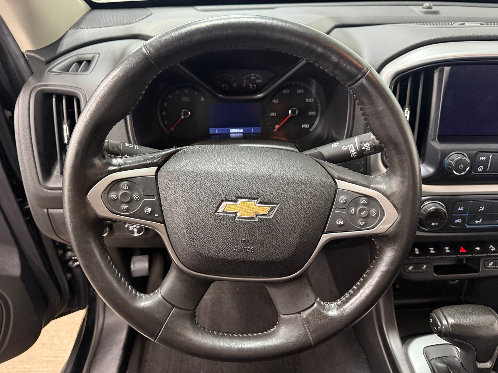 Thumbnail: 2019 Chevrolet Colorado - 4