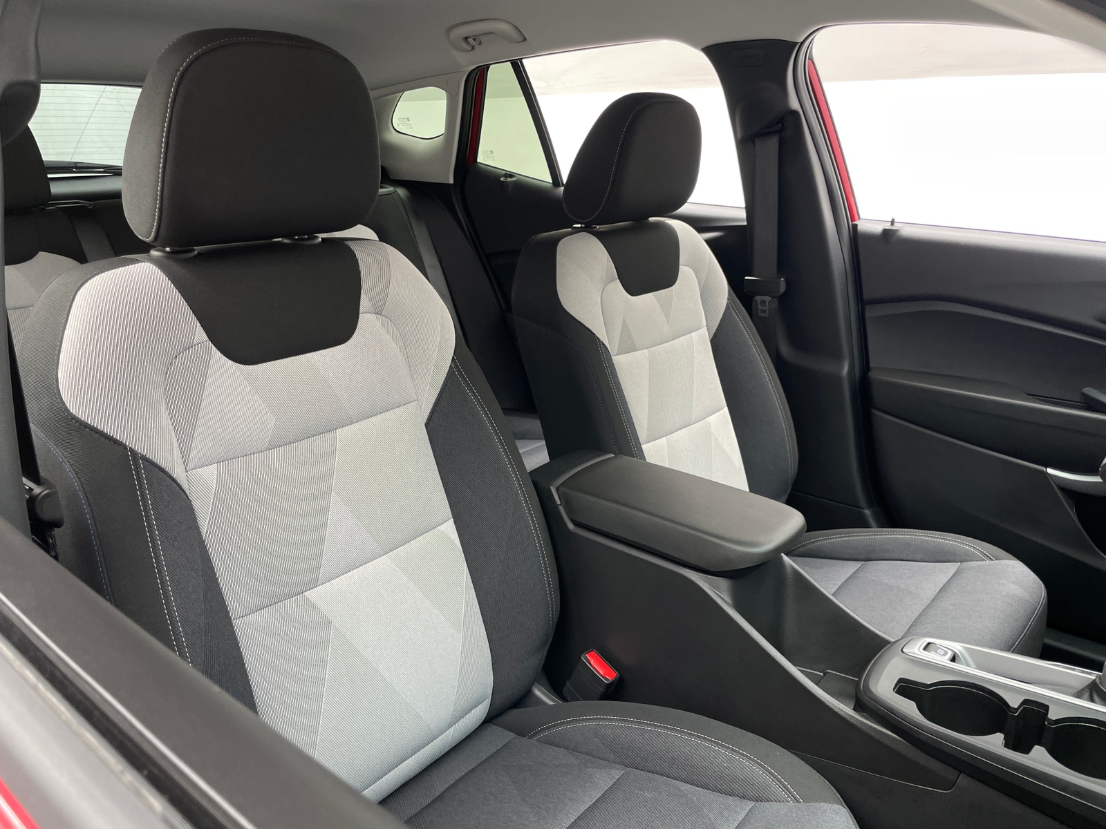 Thumbnail: 2026 Chevrolet Trax - 2