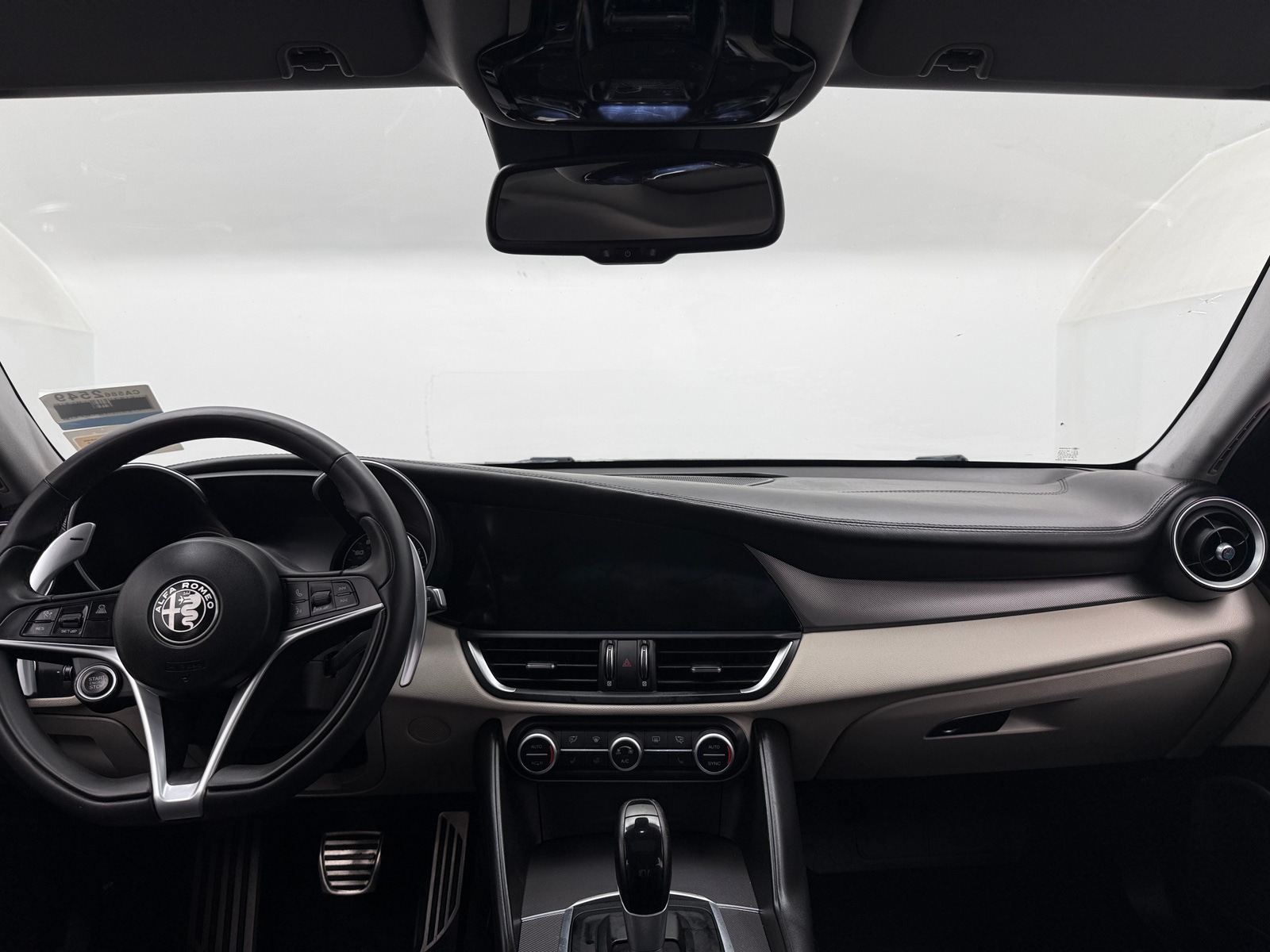 Thumbnail: 2019 Alfa Romeo Giulia - 2