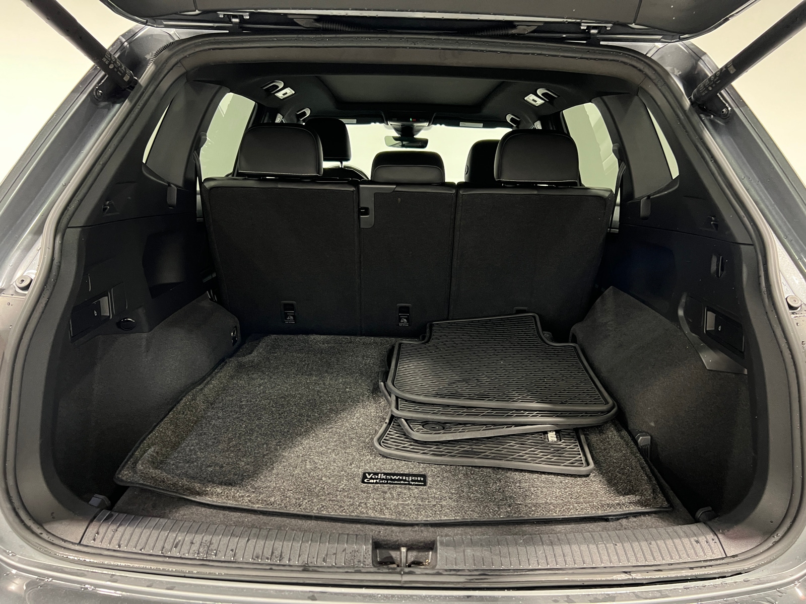 Thumbnail: 2022 Volkswagen Tiguan - 7