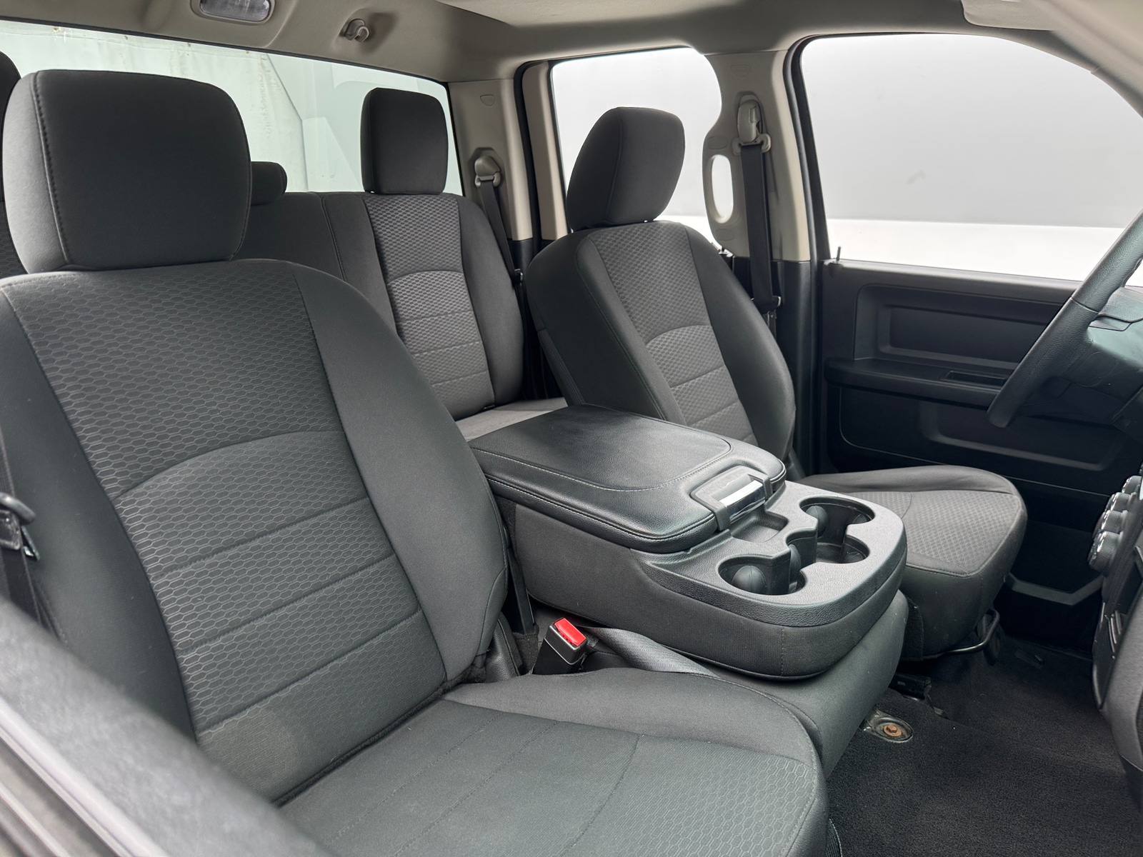 Thumbnail: 2019 RAM 1500 Classic - 2